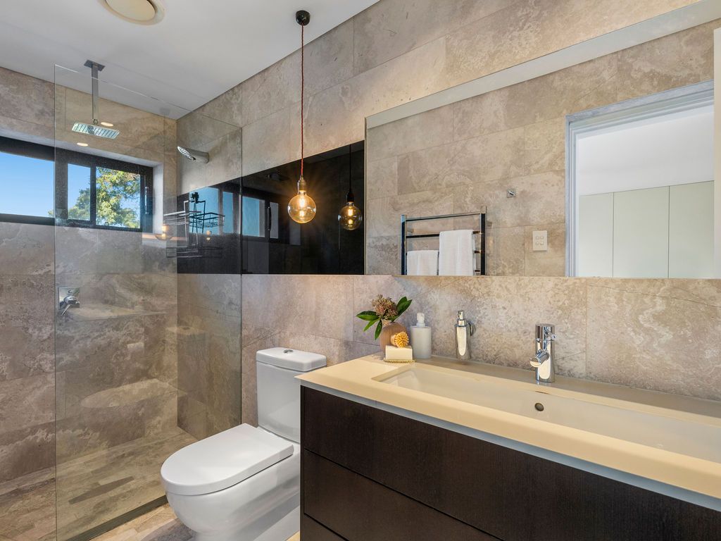 174 Ellesmere Road — photo 15 of 24