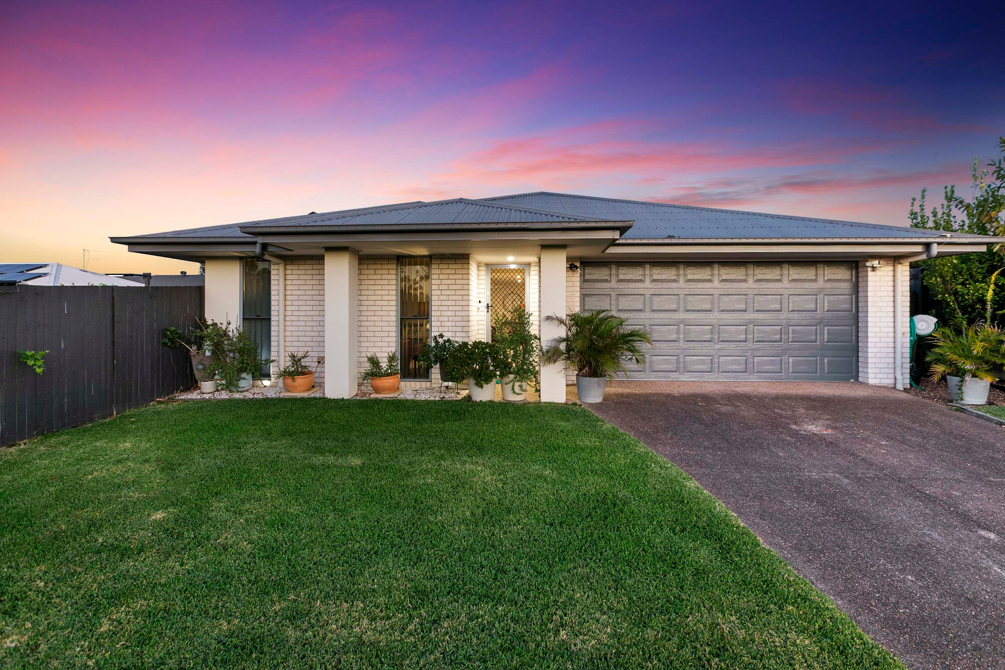 56 Blaxland Road, Urraween, QLD 4655