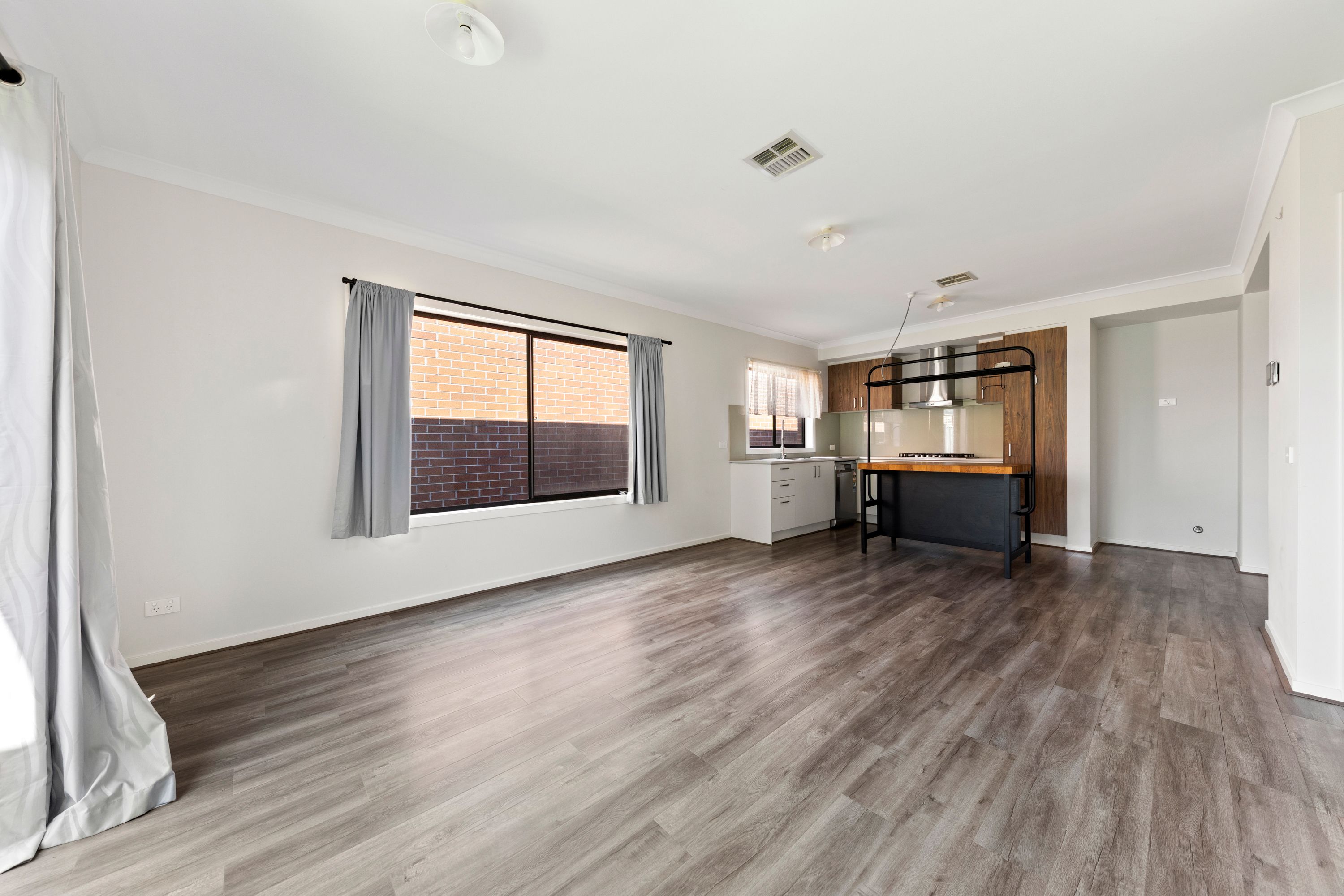 3 Yolen Street — photo 6 of 19