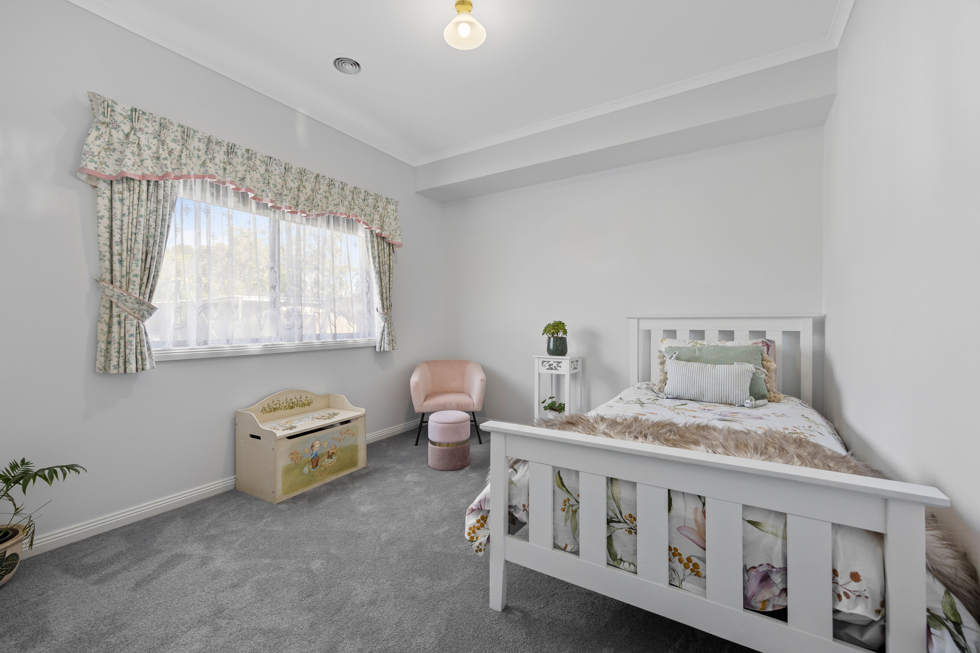 2 Jasmine Drive — photo 16 of 28