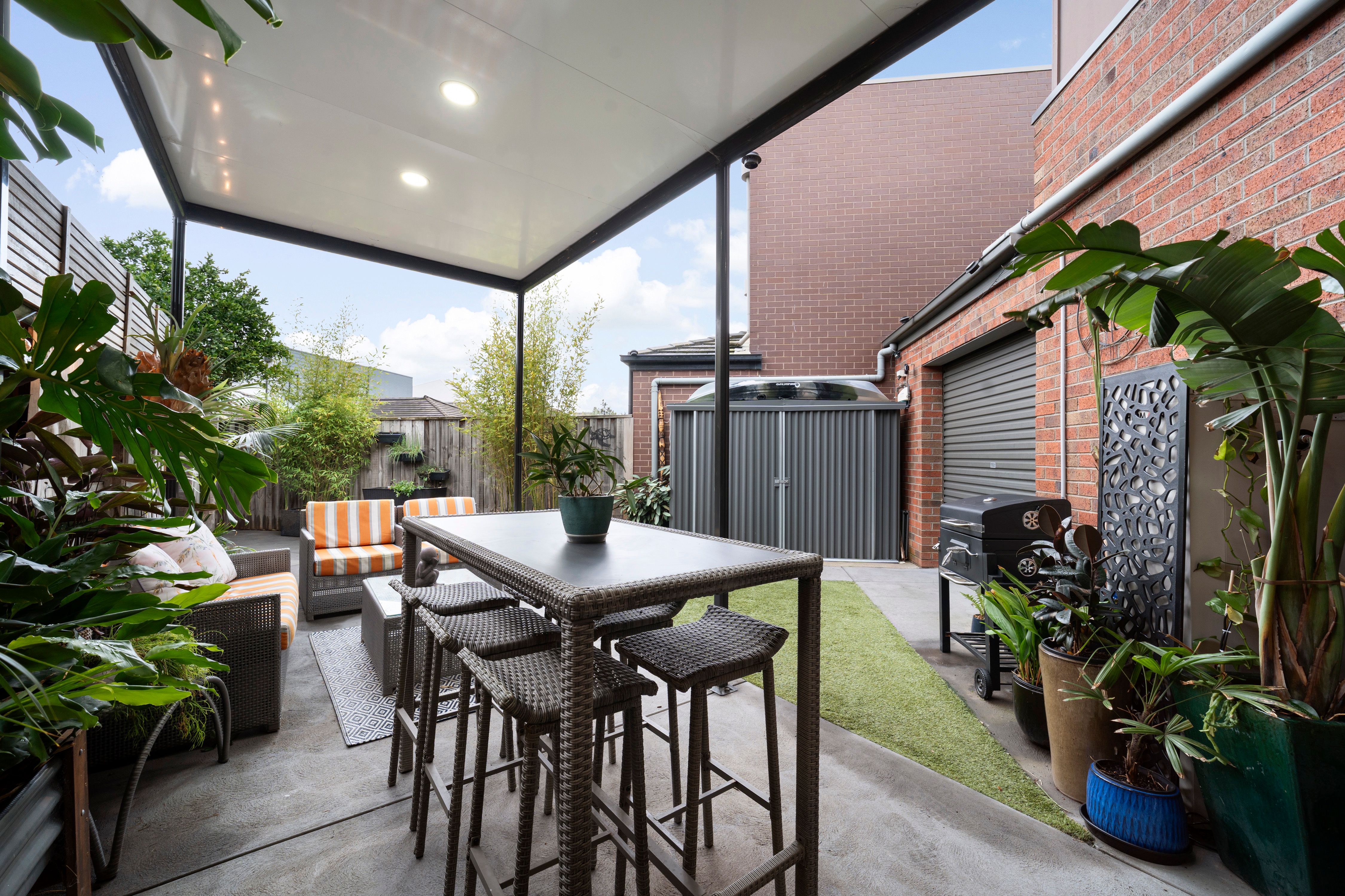 25 Dresden Drive, Waterways, VIC 3195