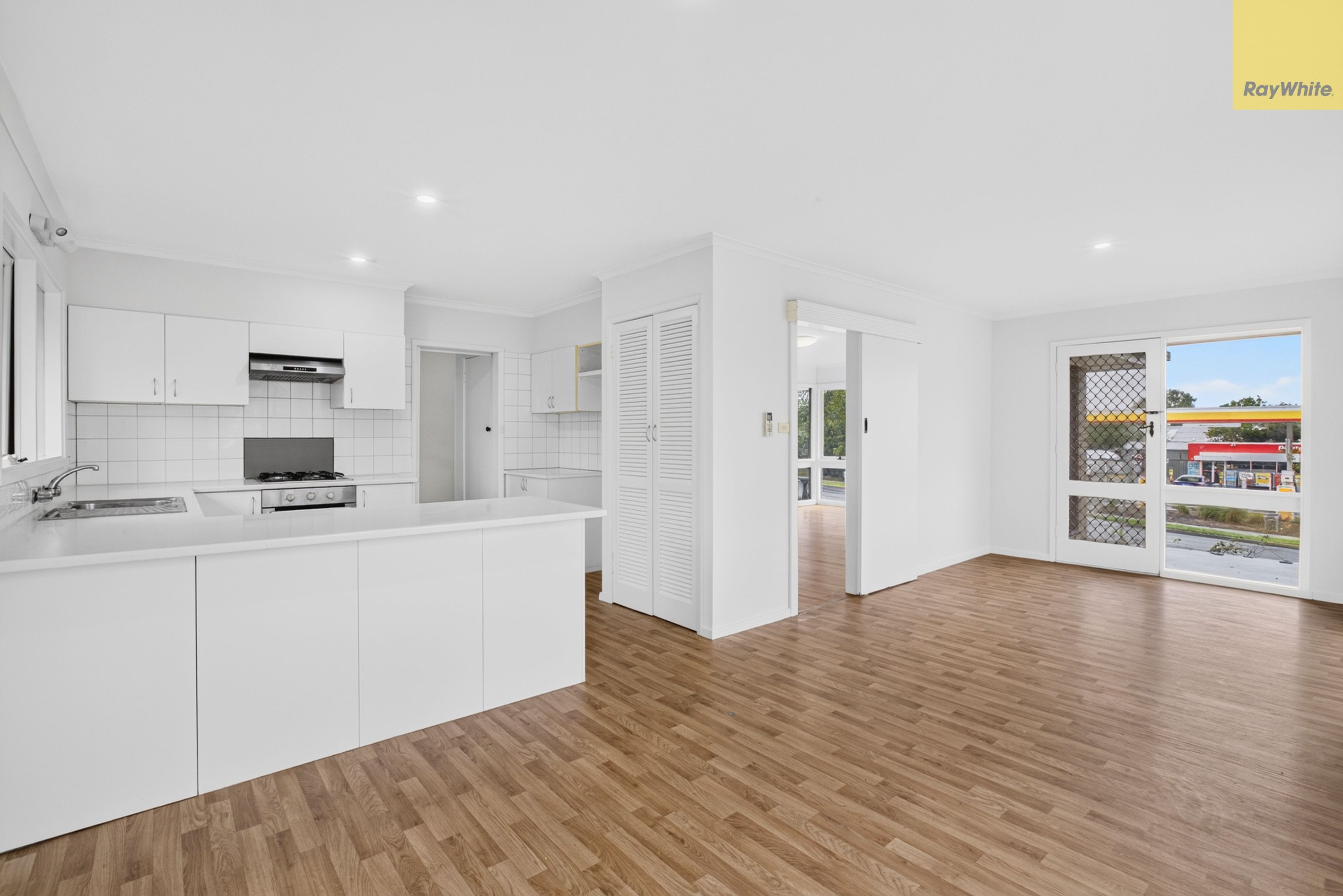 24 Gell Street — photo 4 of 18