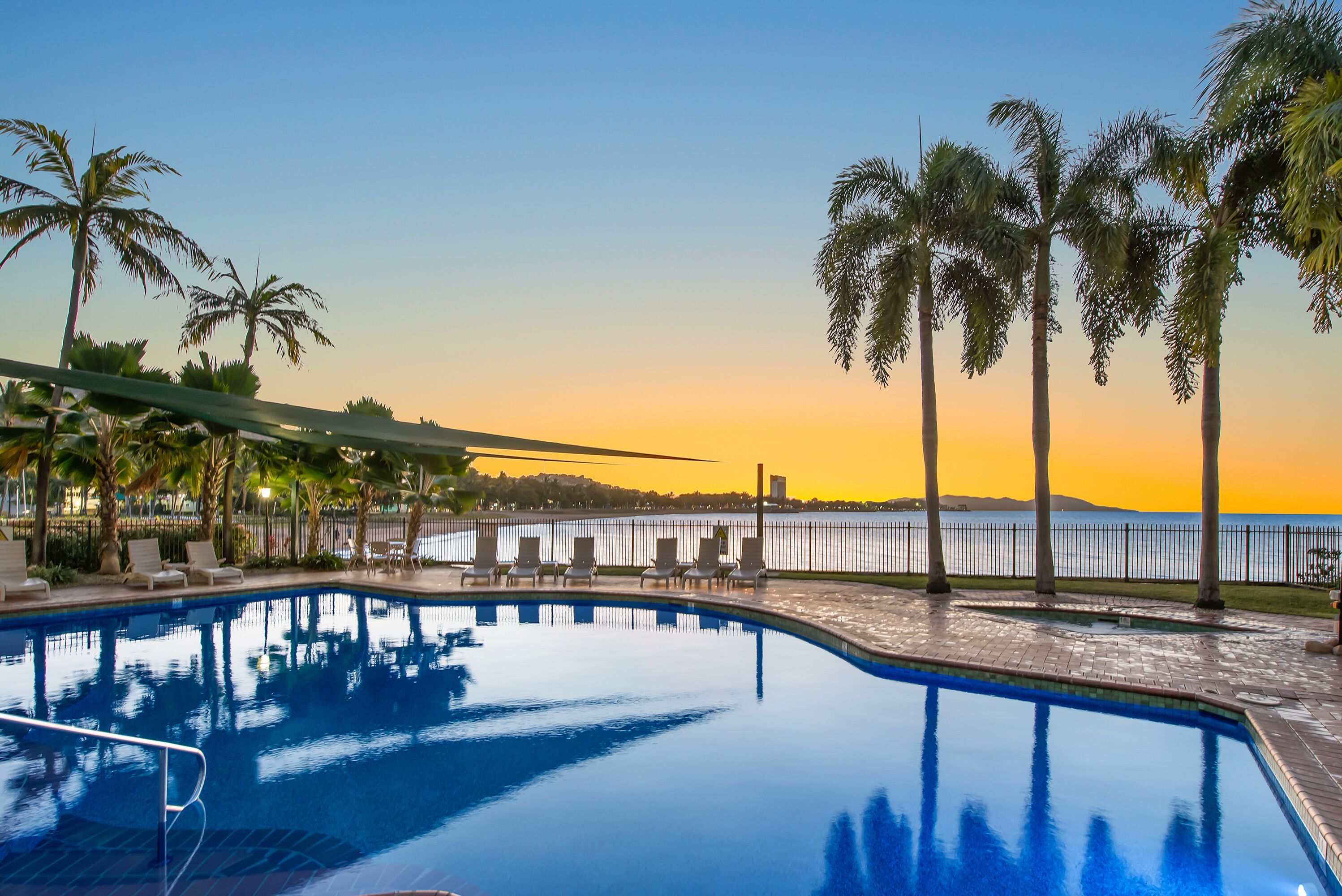 21/7 Mariners Drive, Townsville City, QLD 4810