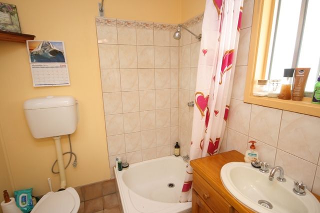 5 Lewis Street, Burra, SA 5417