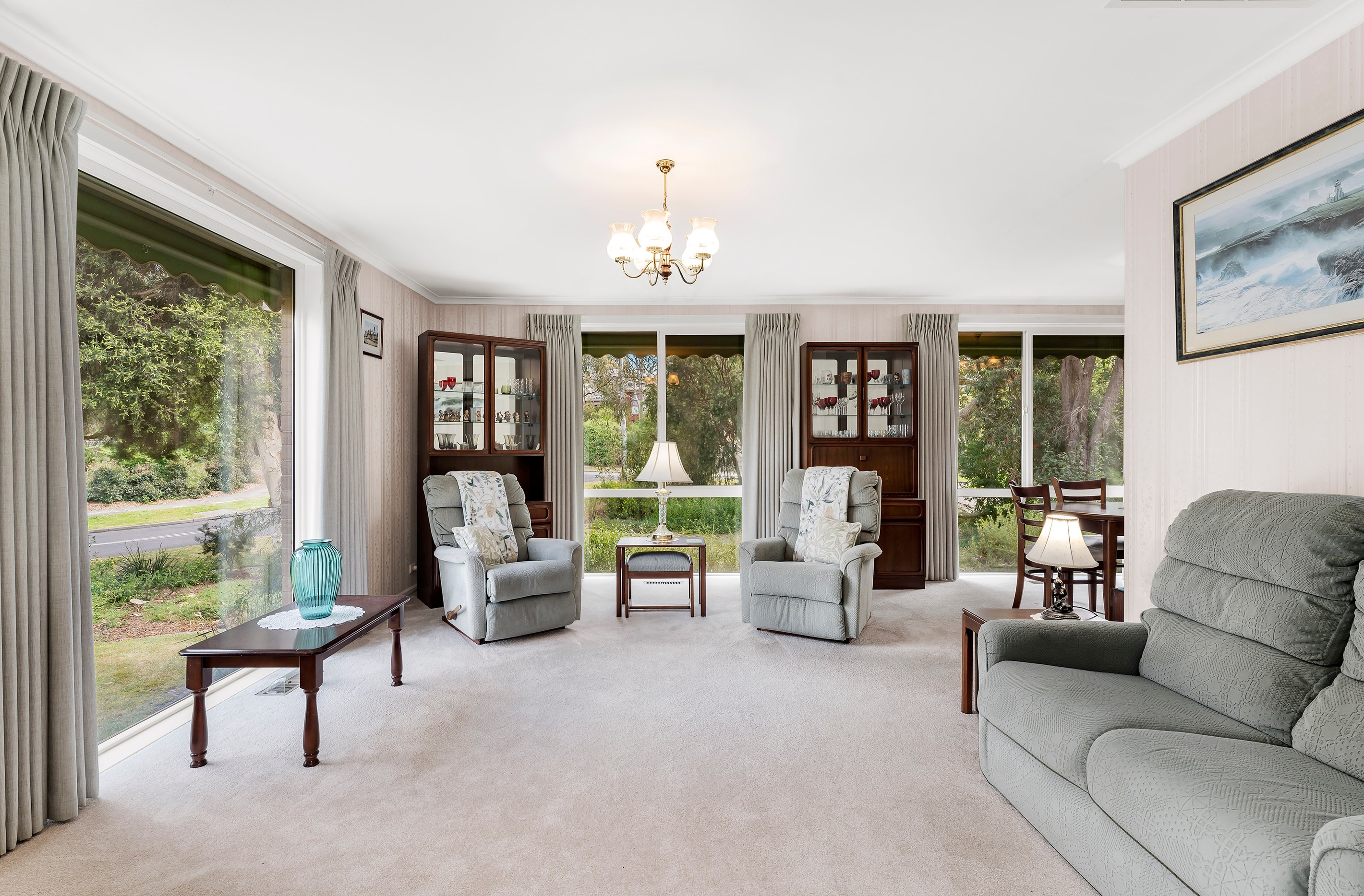 1 Somerset Drive, Viewbank, VIC 3084