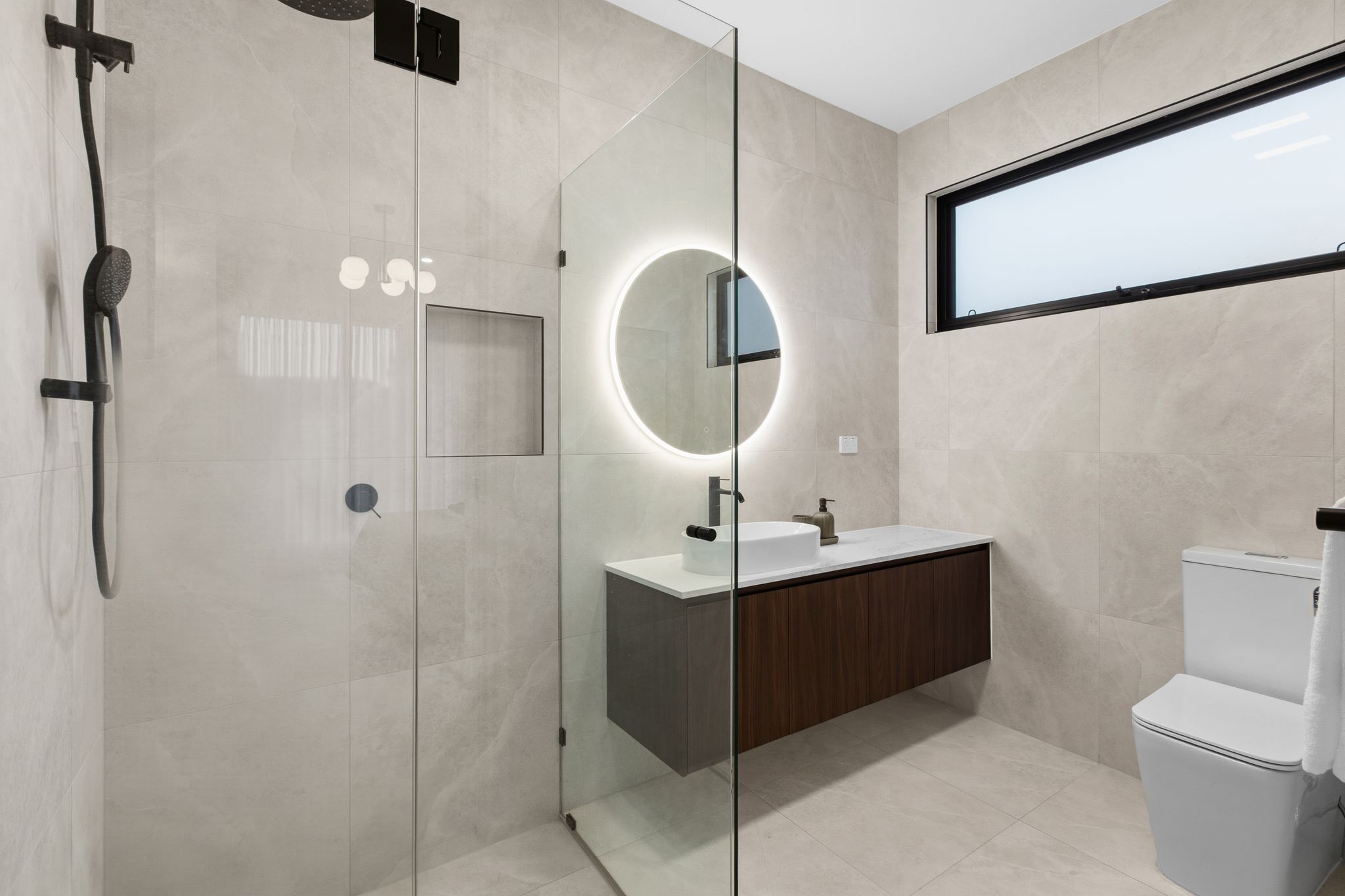 33 Shelley Street — photo 18 of 21