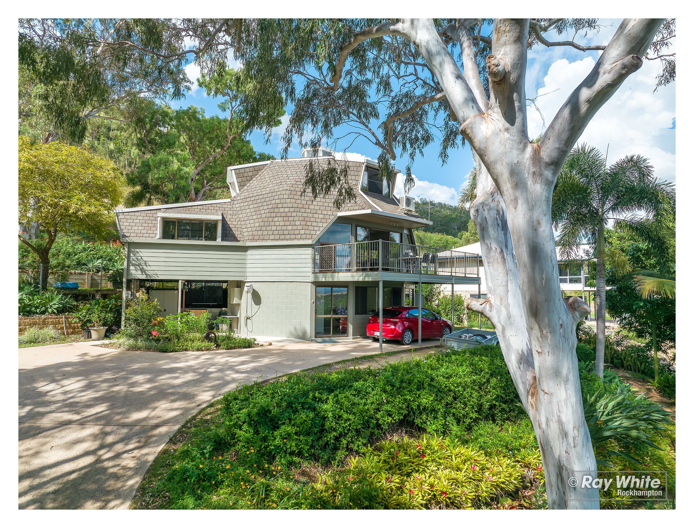 379A Hinds Street, Koongal, QLD 4701