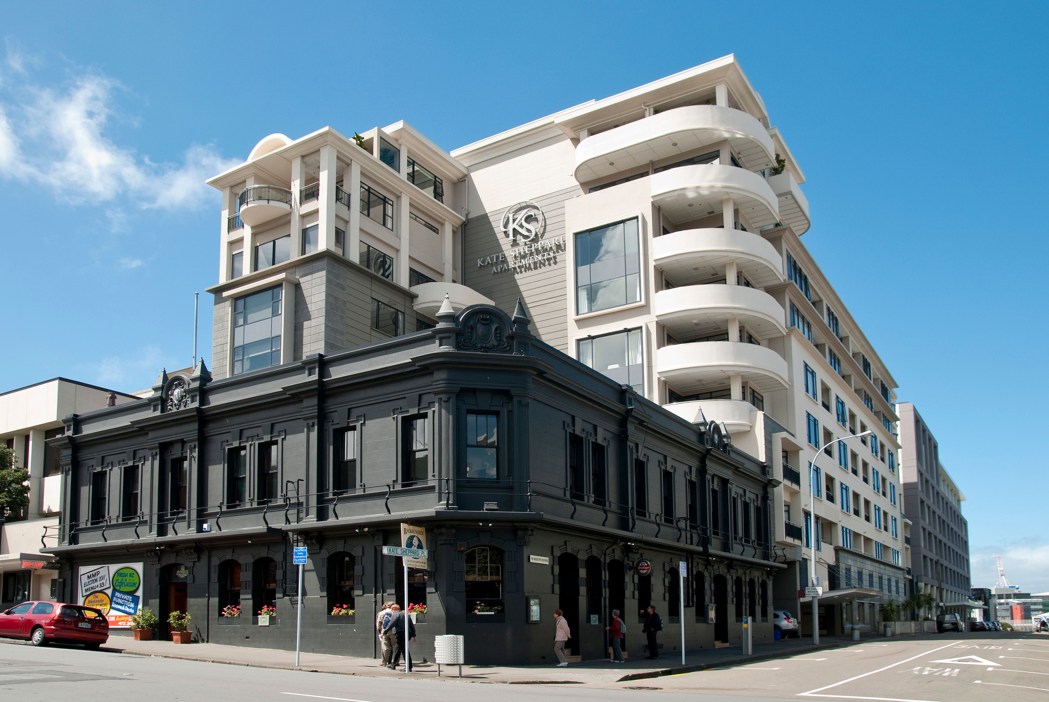 U8H & 213/42 Molesworth Street, Thorndon, Wellington City