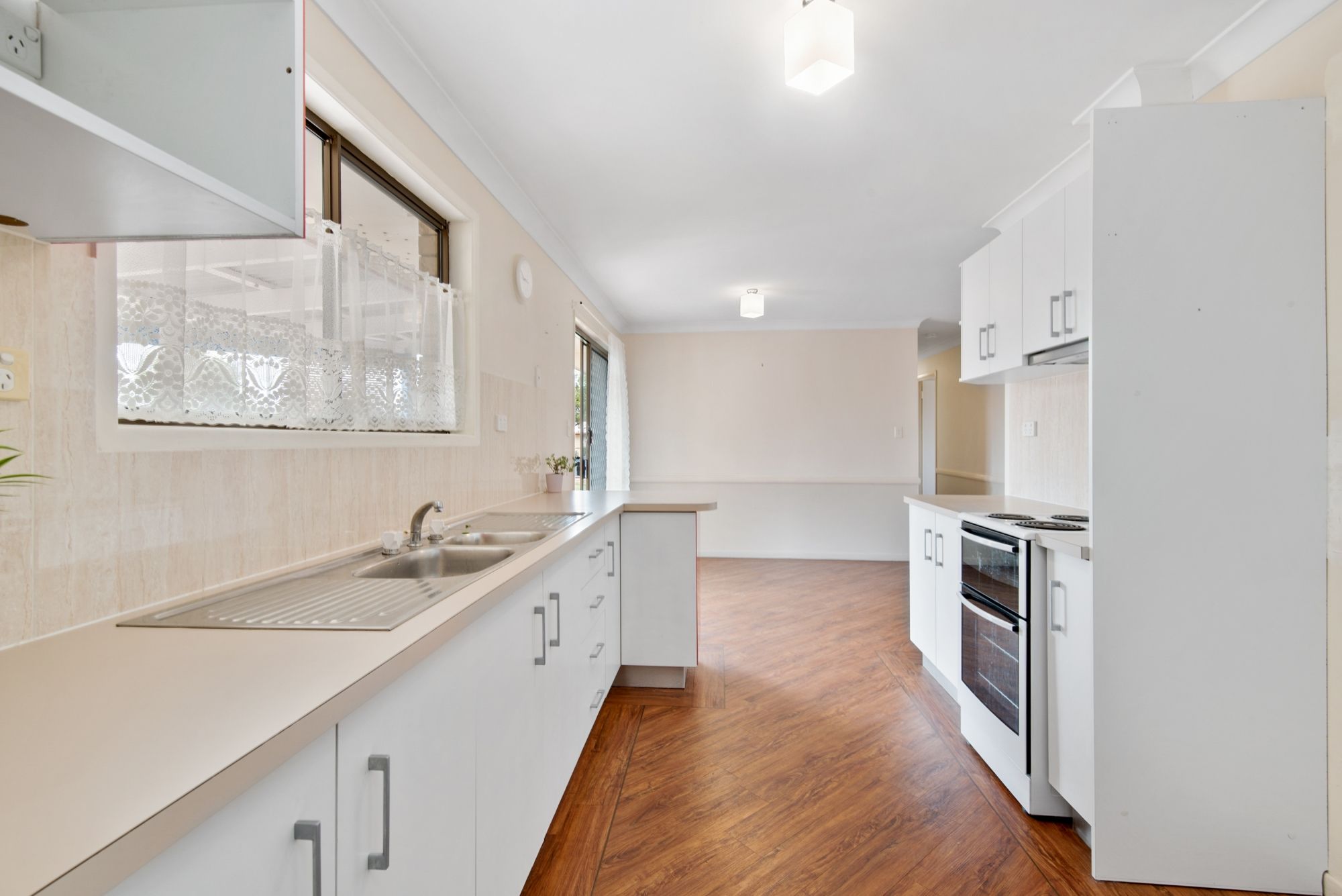 8 Coolac Court, Deception Bay, QLD 4508