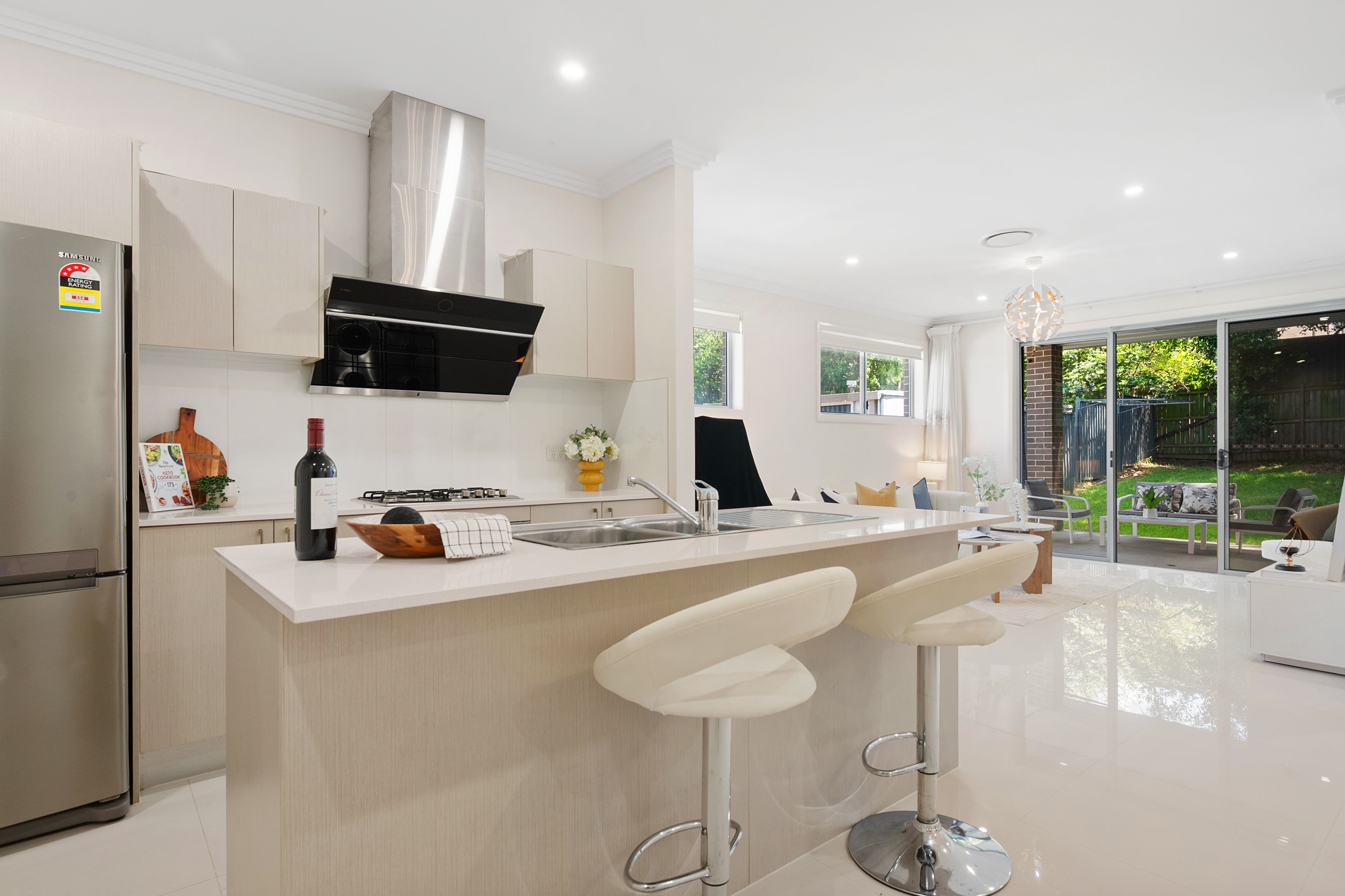 27 Neptune Street — photo 5 of 20