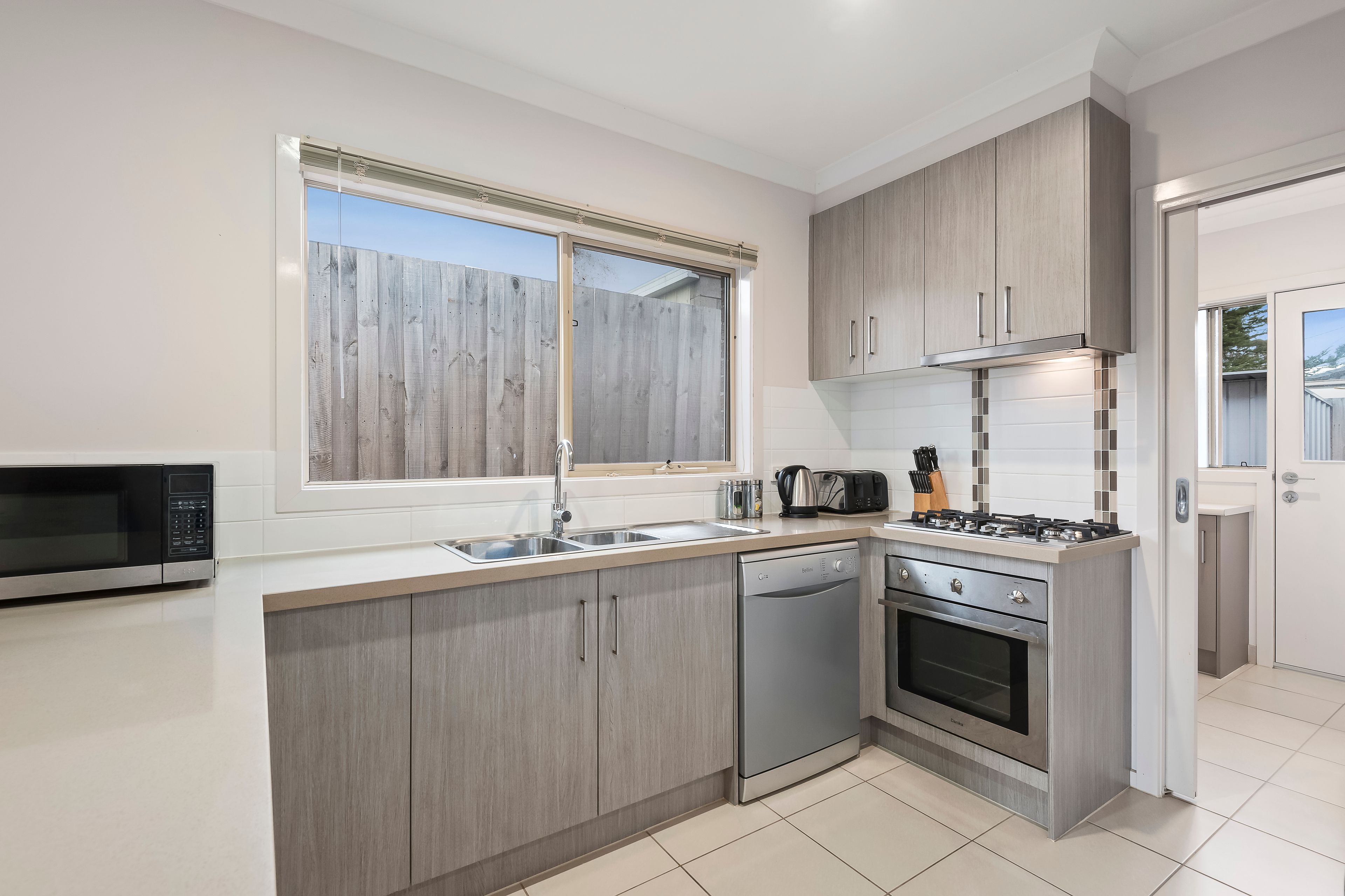2/6 Karri Court, Frankston North, VIC 3200