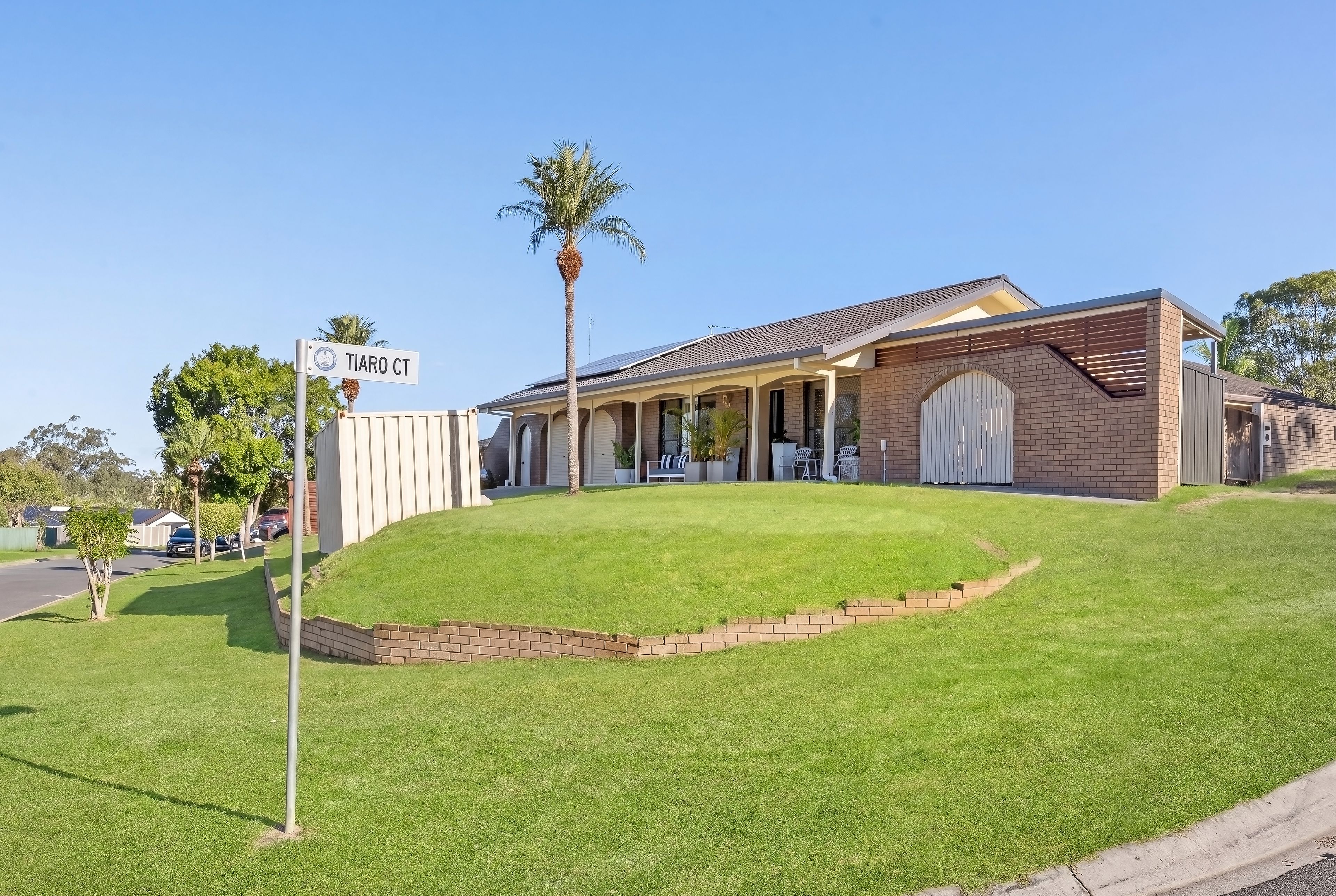 5 Bairnsdale Court — photo 3 of 23