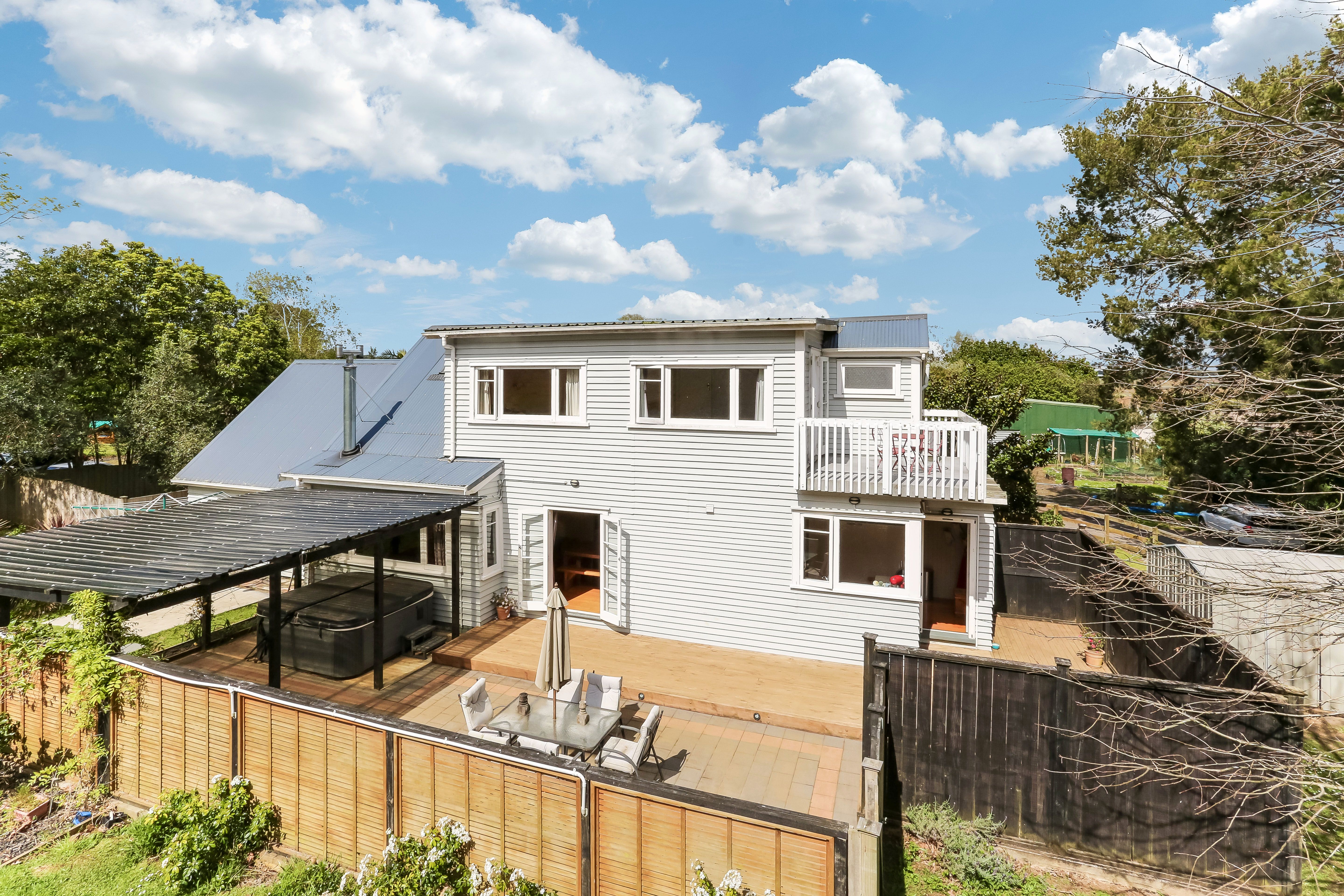 83 Colombo Road, Waiuku, Franklin