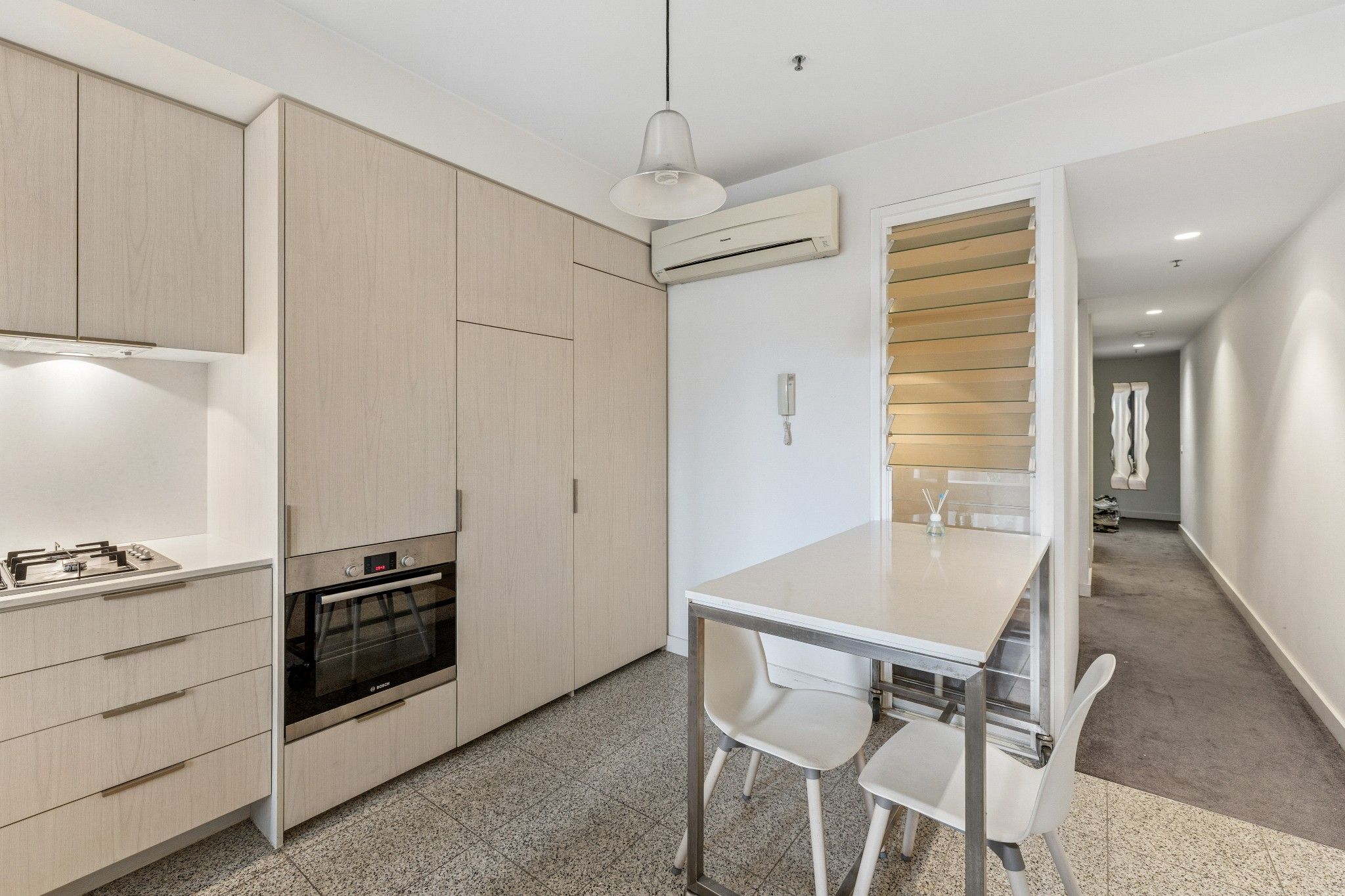 401/45 Claremont Street — photo 6 of 14