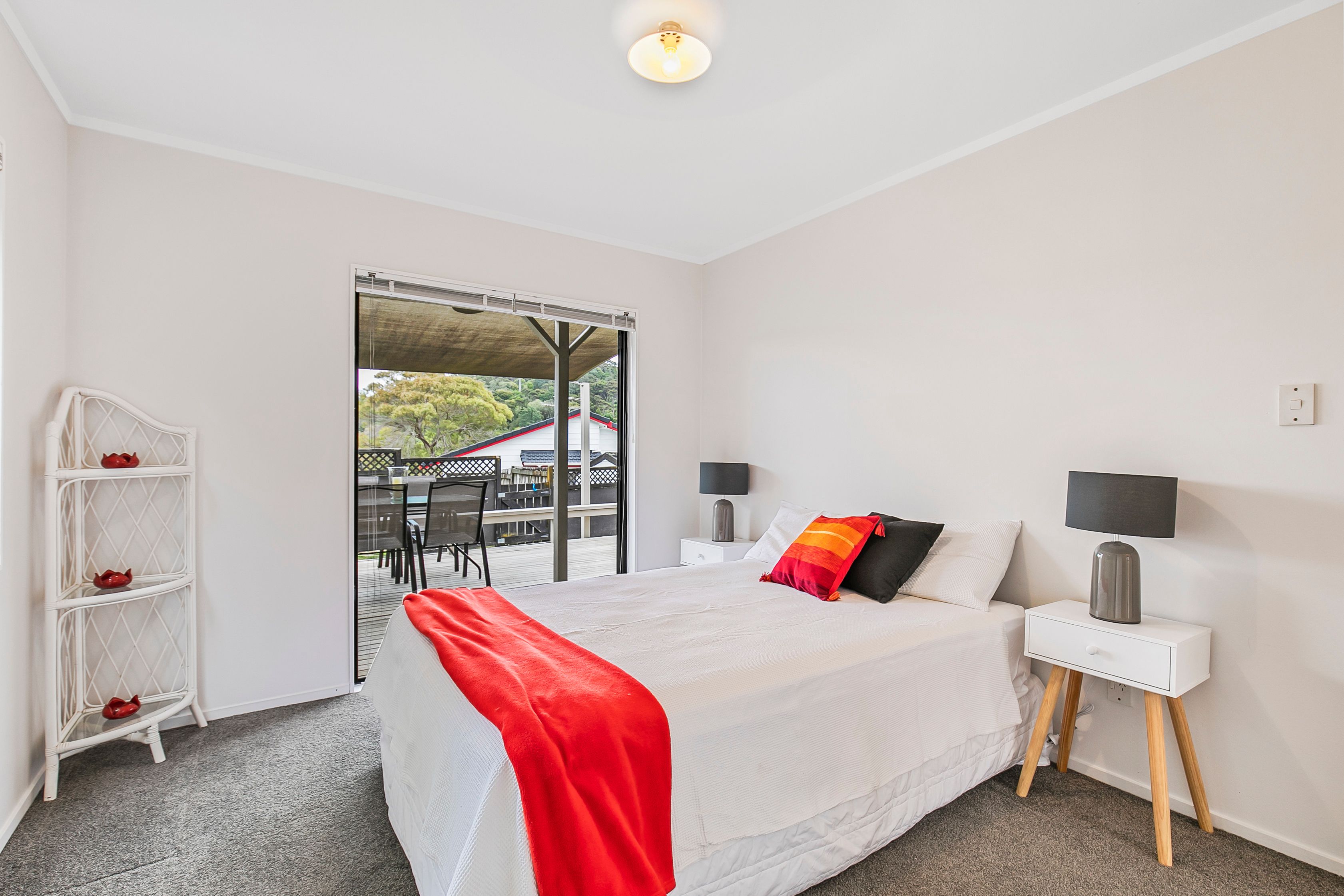 57b Hale Crescent, Glenfield, North Shore City