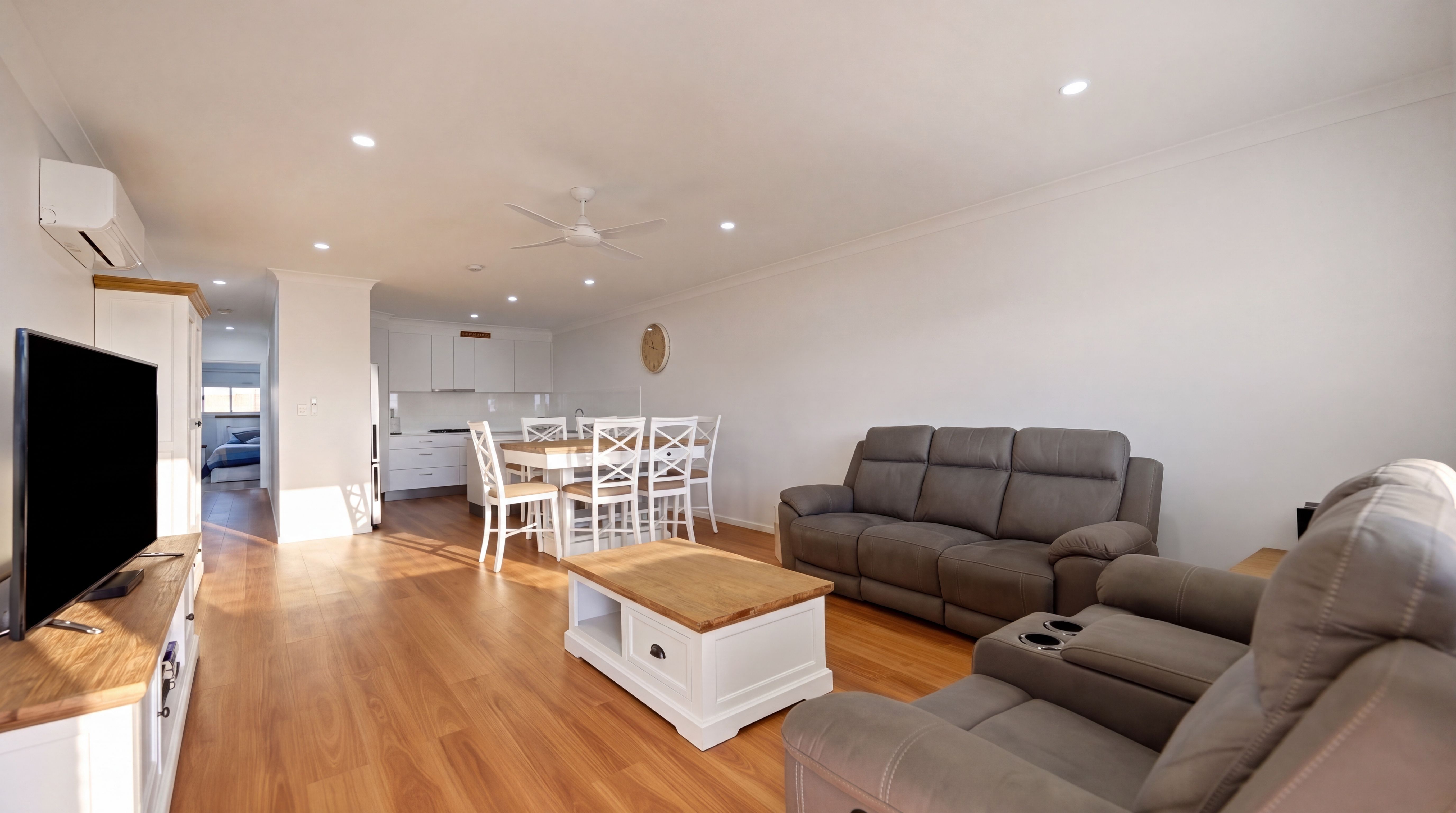 1/15 Waghorn Way — photo 4 of 20