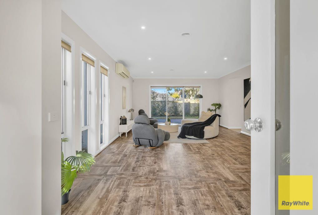 27 Montclair Street, Point Cook, VIC 3030