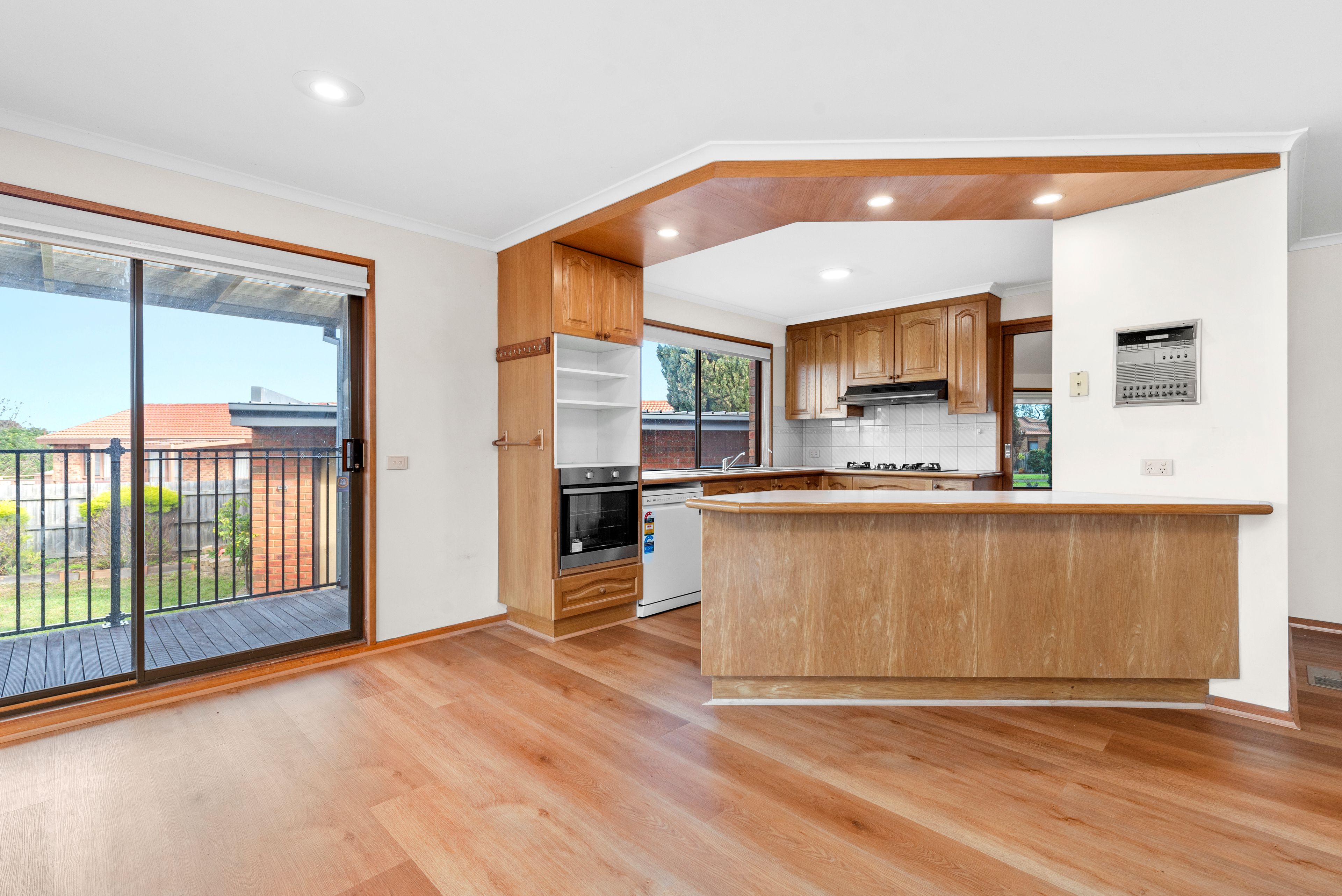 23 Newcombe Court, Wantirna South, VIC 3152