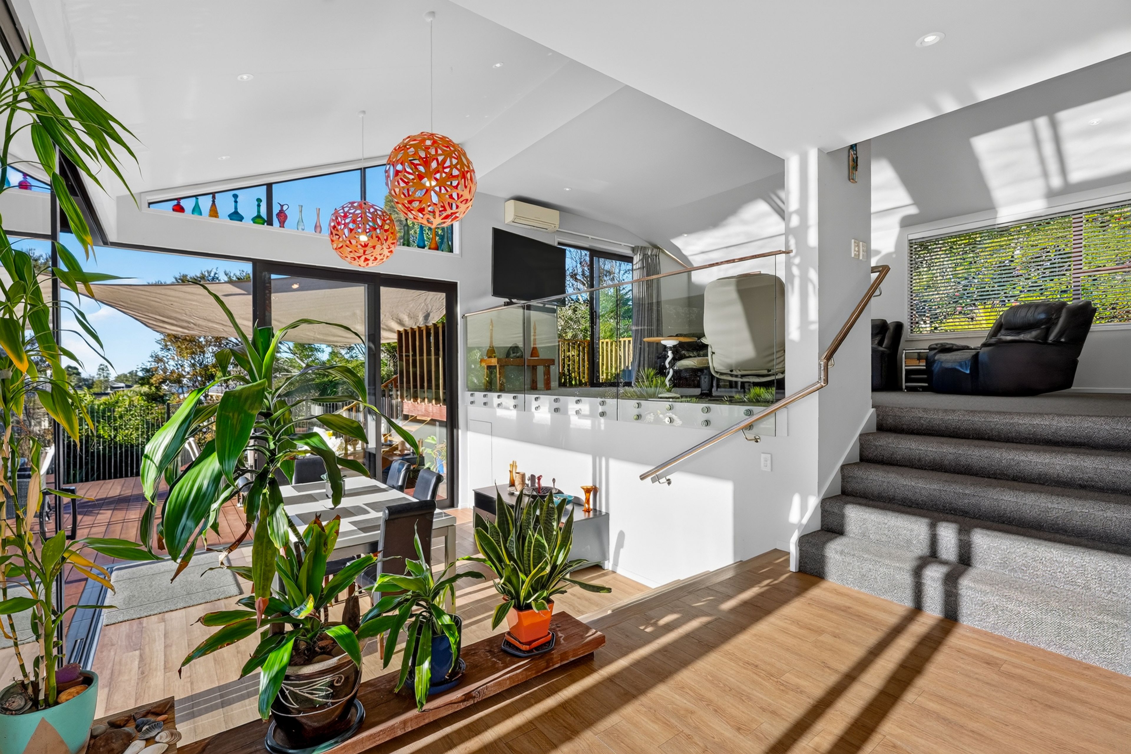 8 Aberdeen Road, Campbells Bay, North Shore City