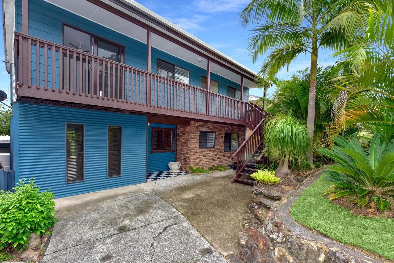 41 Hillside Drive, Berkeley Vale, NSW 2261