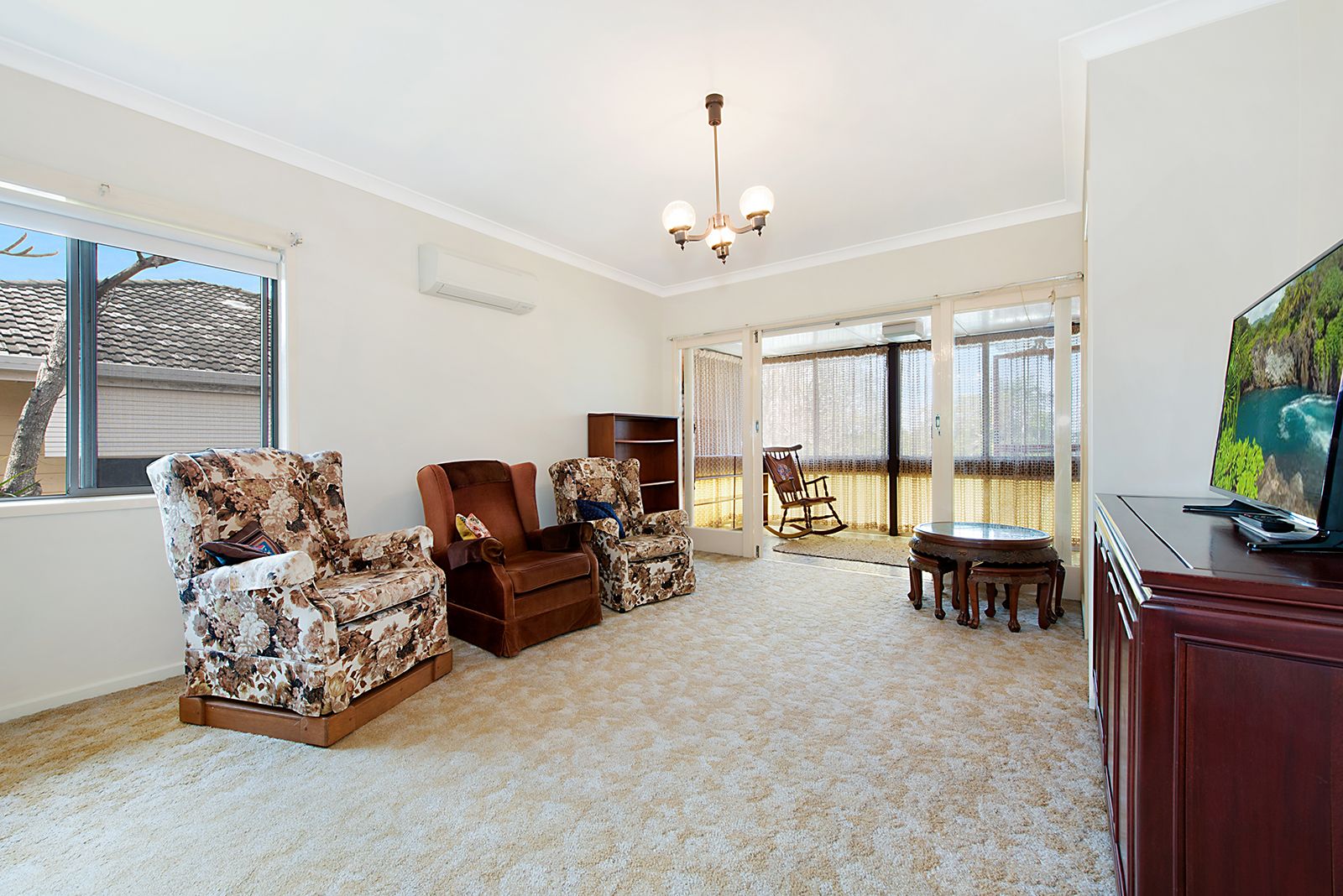 96 Broadwater Road, Mount Gravatt East, QLD 4122