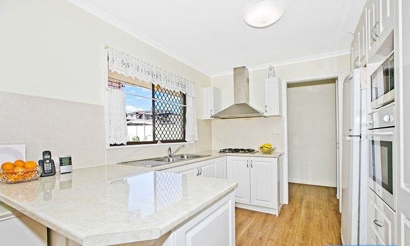 12 Pinewood Street, Redcliffe, QLD 4020