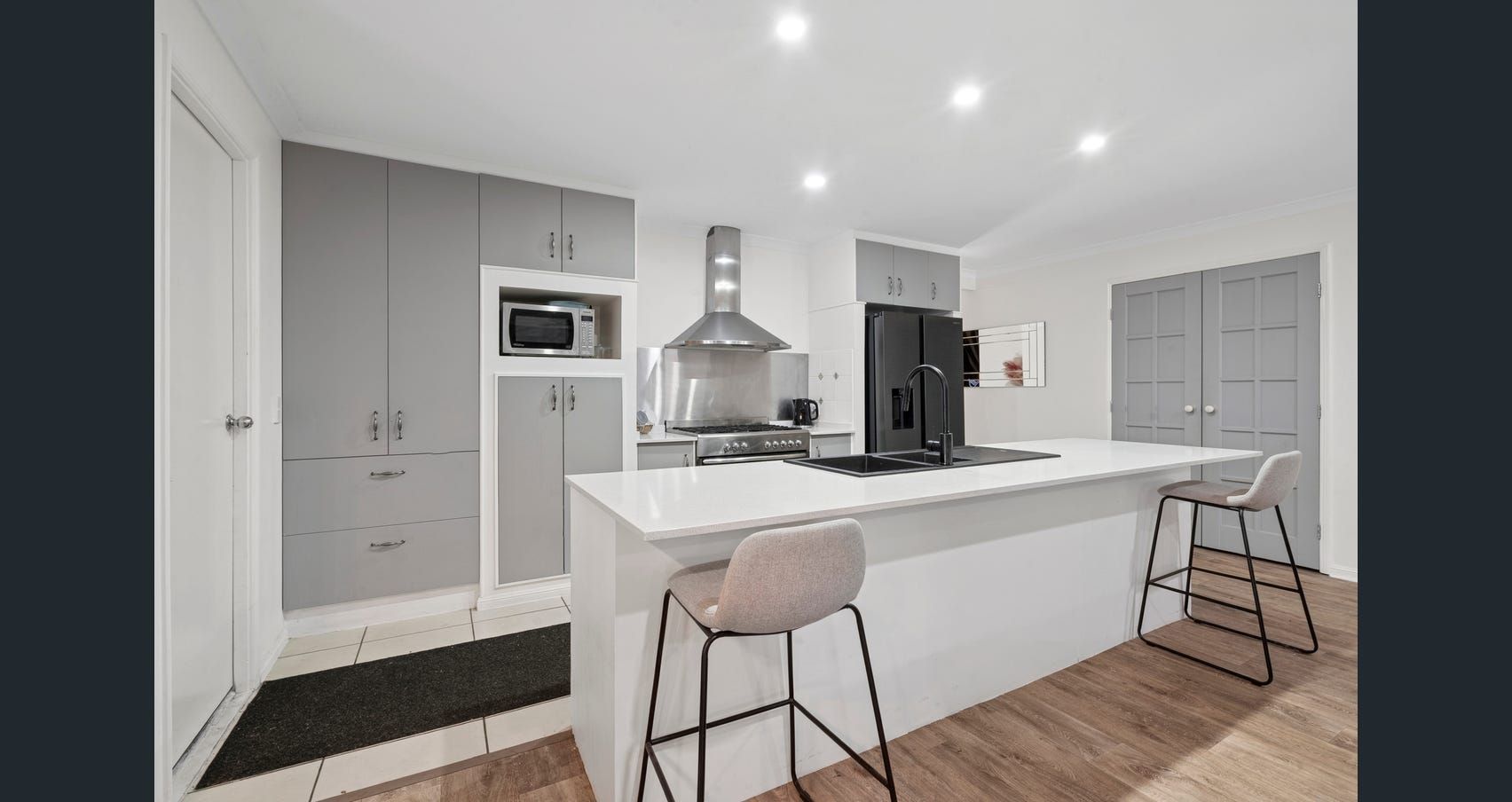 2 Barculdie Crescent — photo 3 of 20