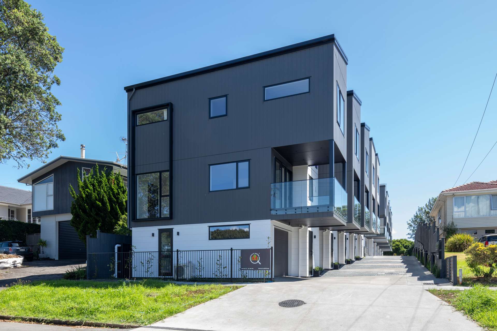1-10/10 Boyd Avenue photo 22