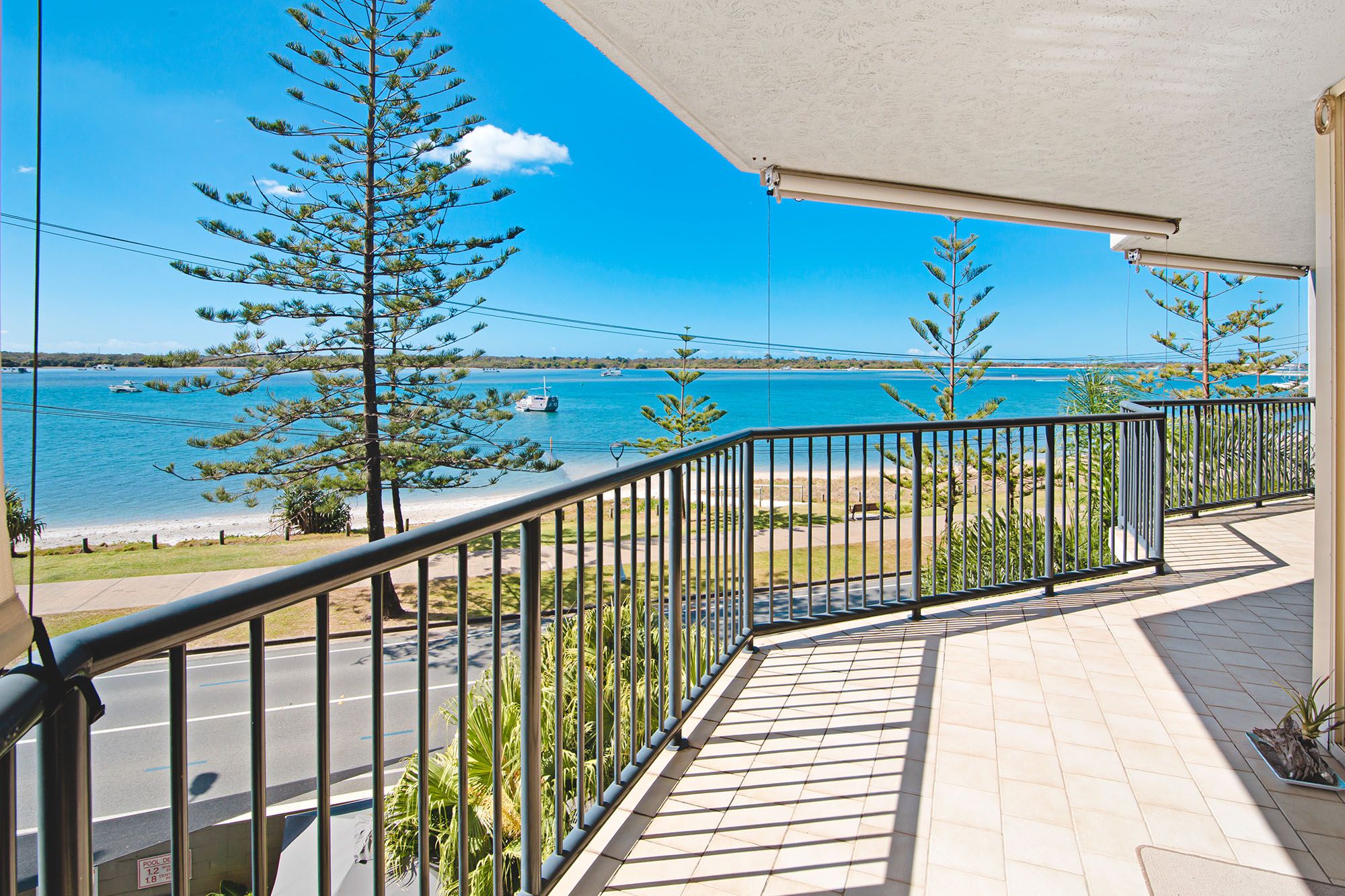 418-422 Marine Parade, Biggera Waters QLD 4216