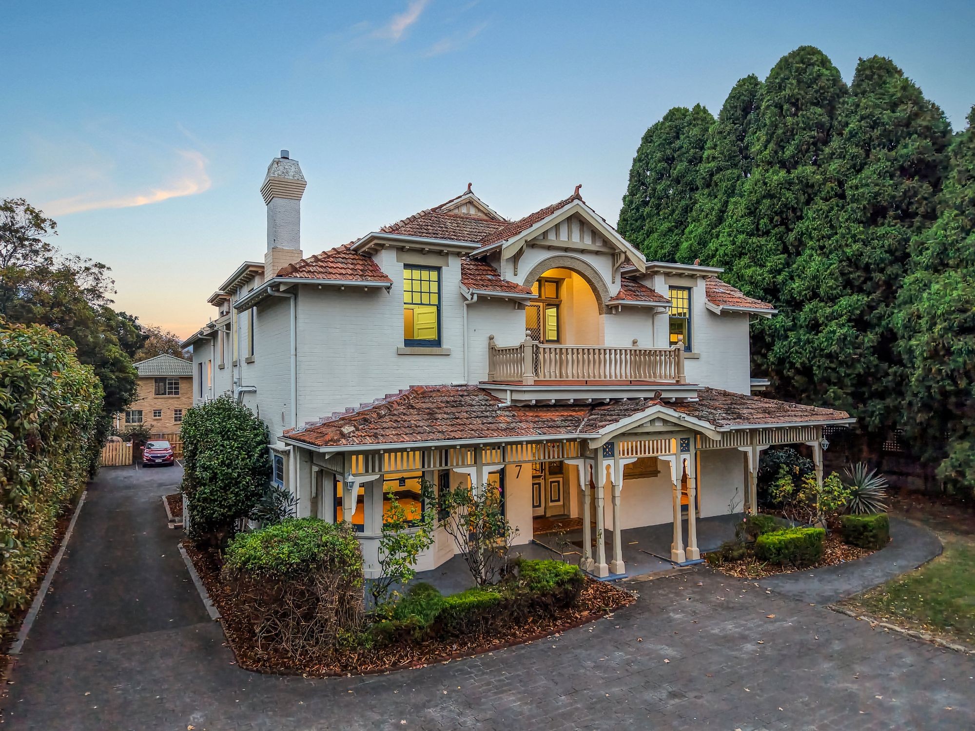 7 Beach Road, Sandy Bay, TAS 7005