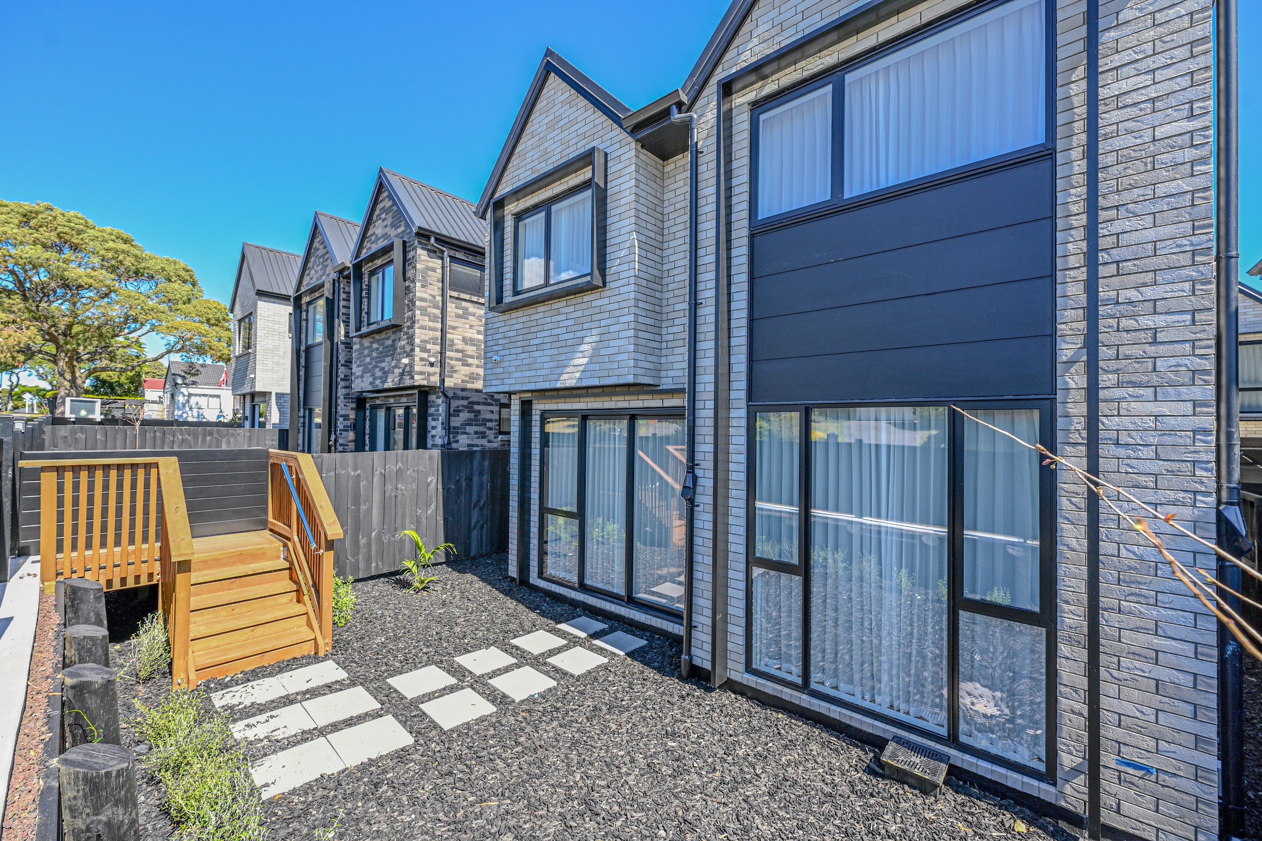 151 Prince Regent Drive, Farm Cove, Manukau City