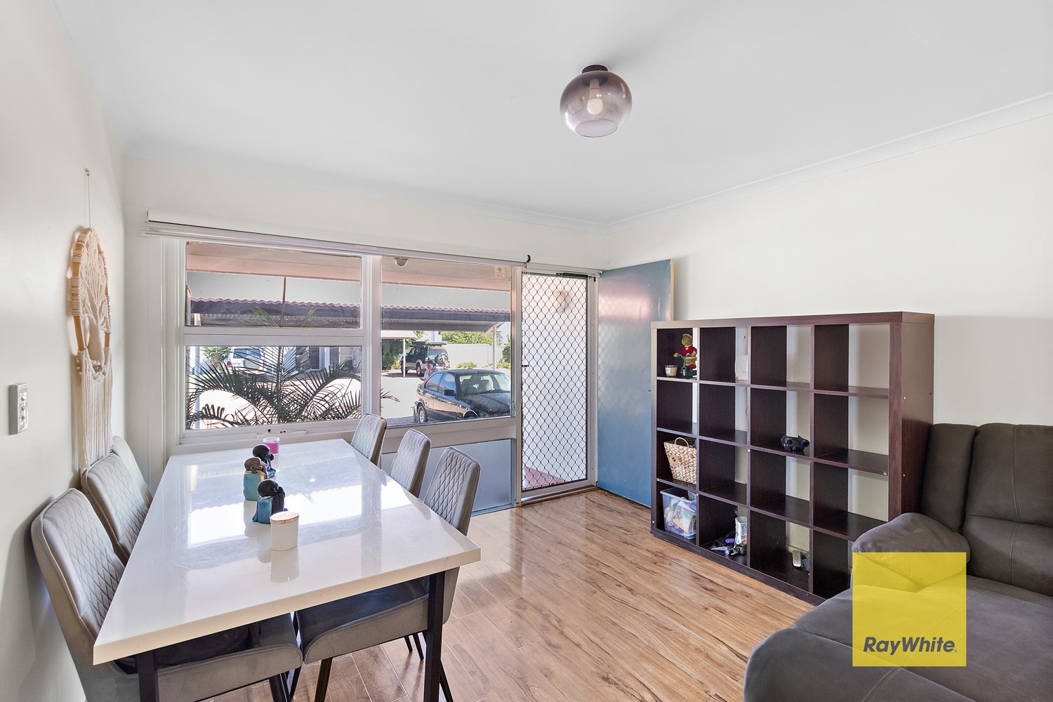 15B Calvert Way, Girrawheen, WA 6064