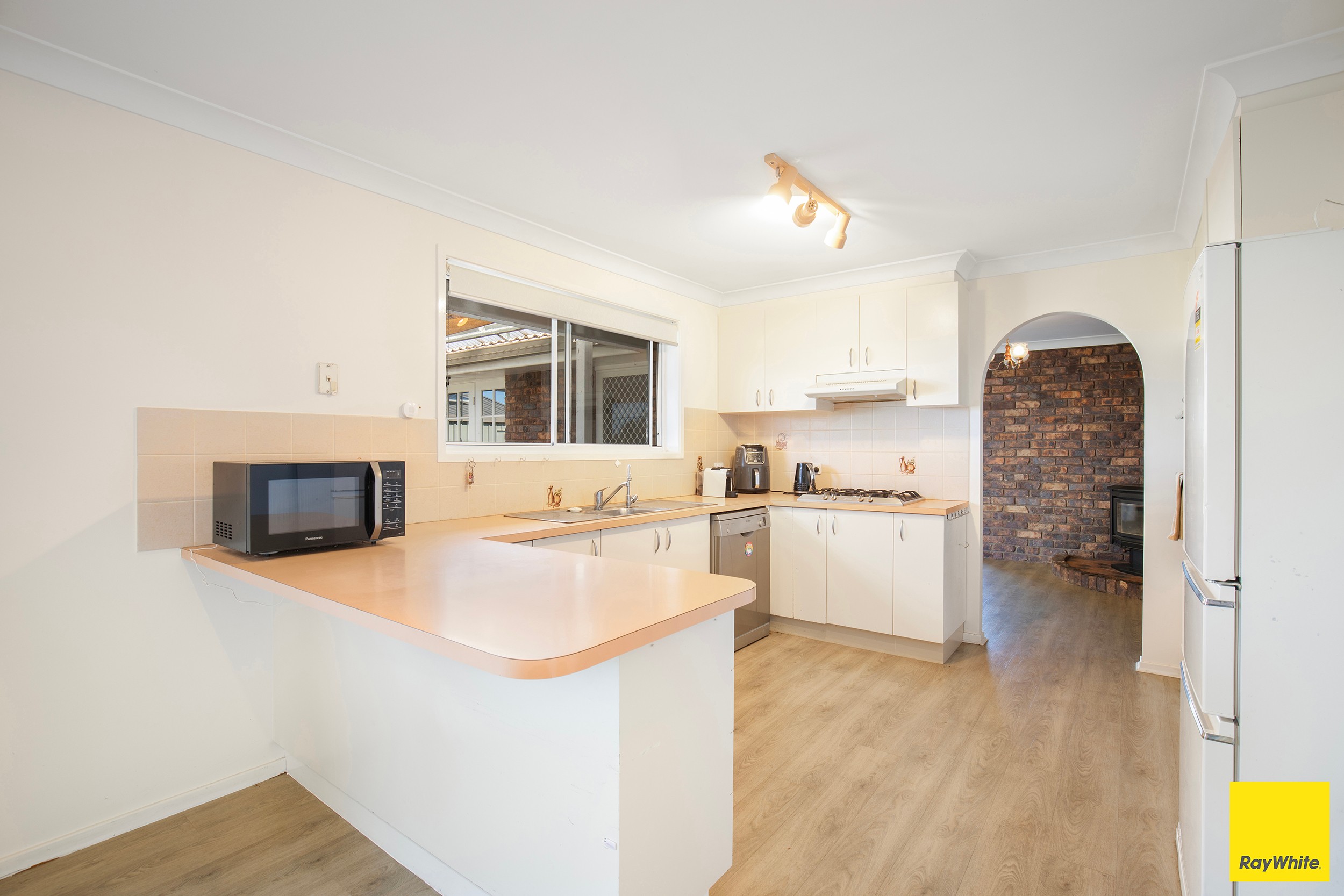 11 Elm Street, Guyra, NSW 2365