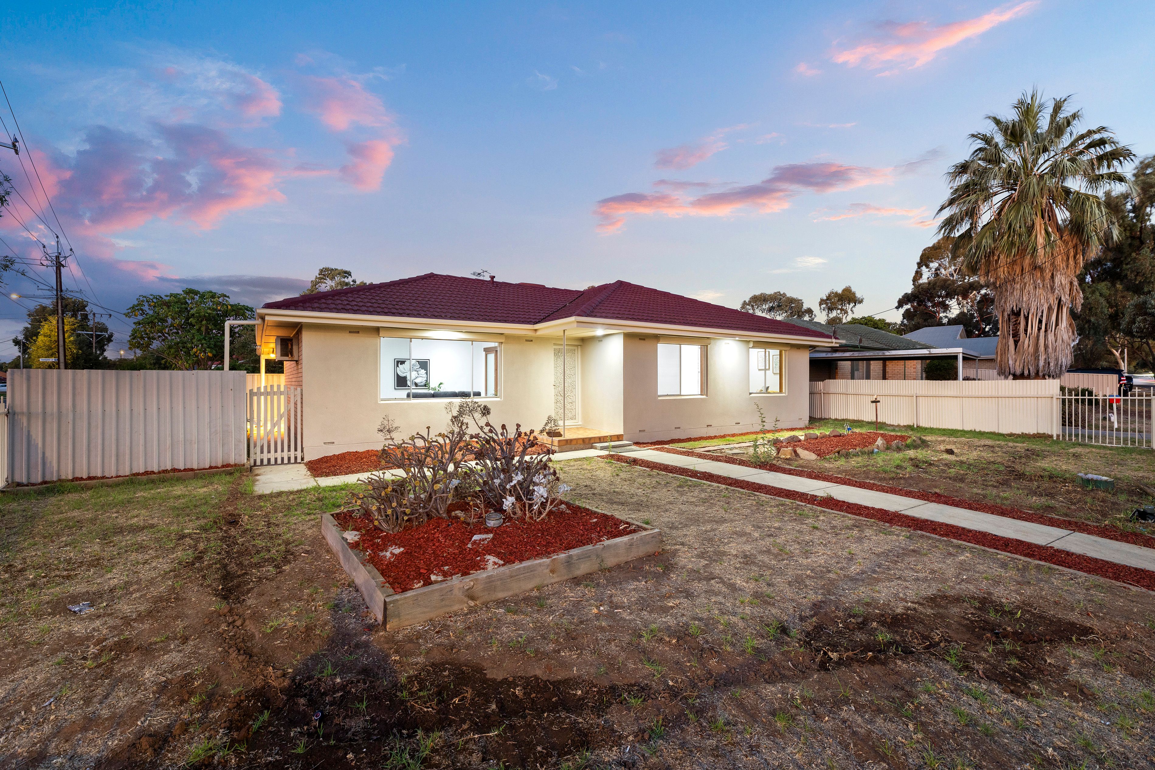 35 Parallel Avenue, Salisbury North, SA 5108