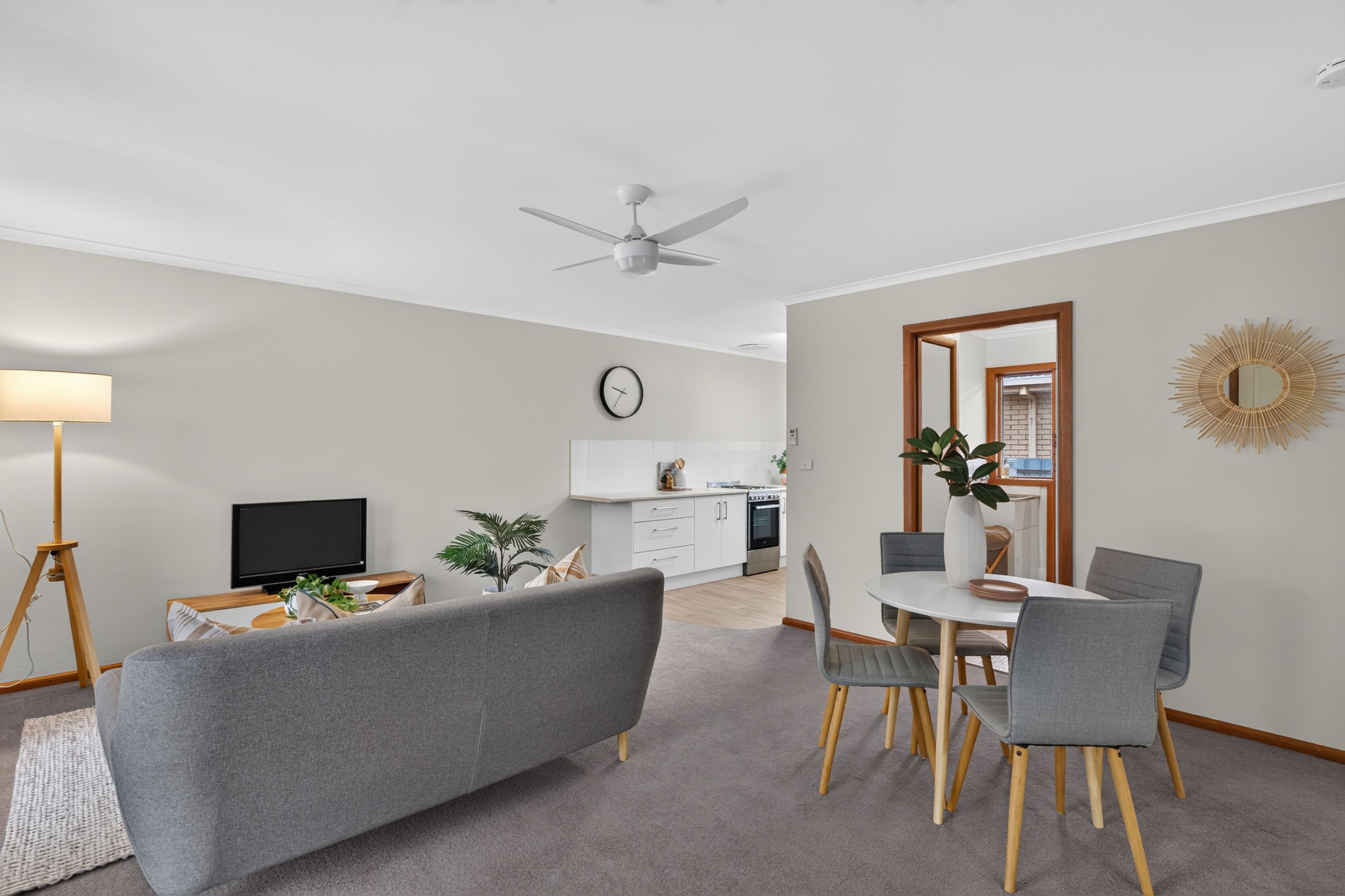 2/568 Grayfern Court, Lavington, NSW 2641