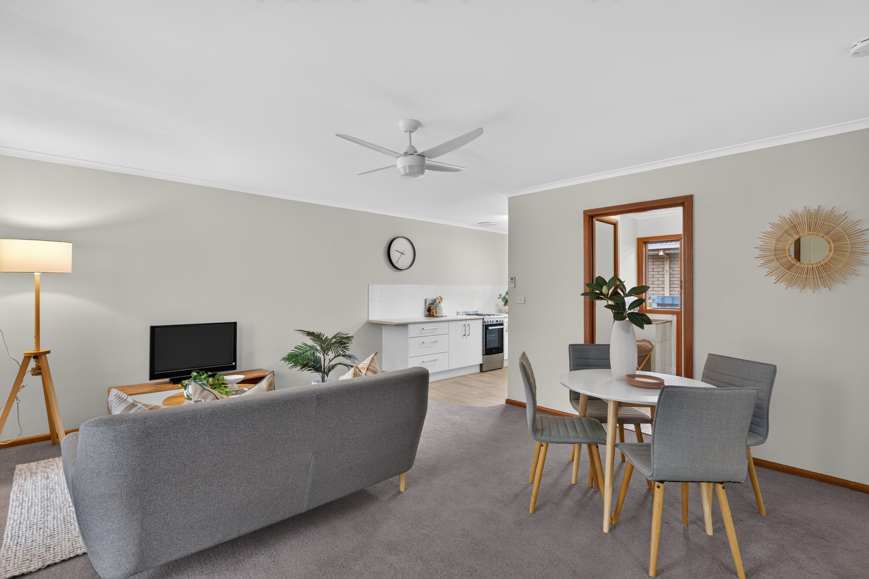 2/568 Grayfern Court, Lavington, NSW 2641