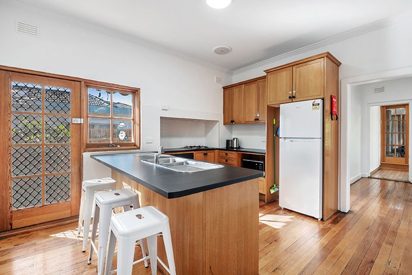 2 Clunes Street, Kingsbury, VIC 3083