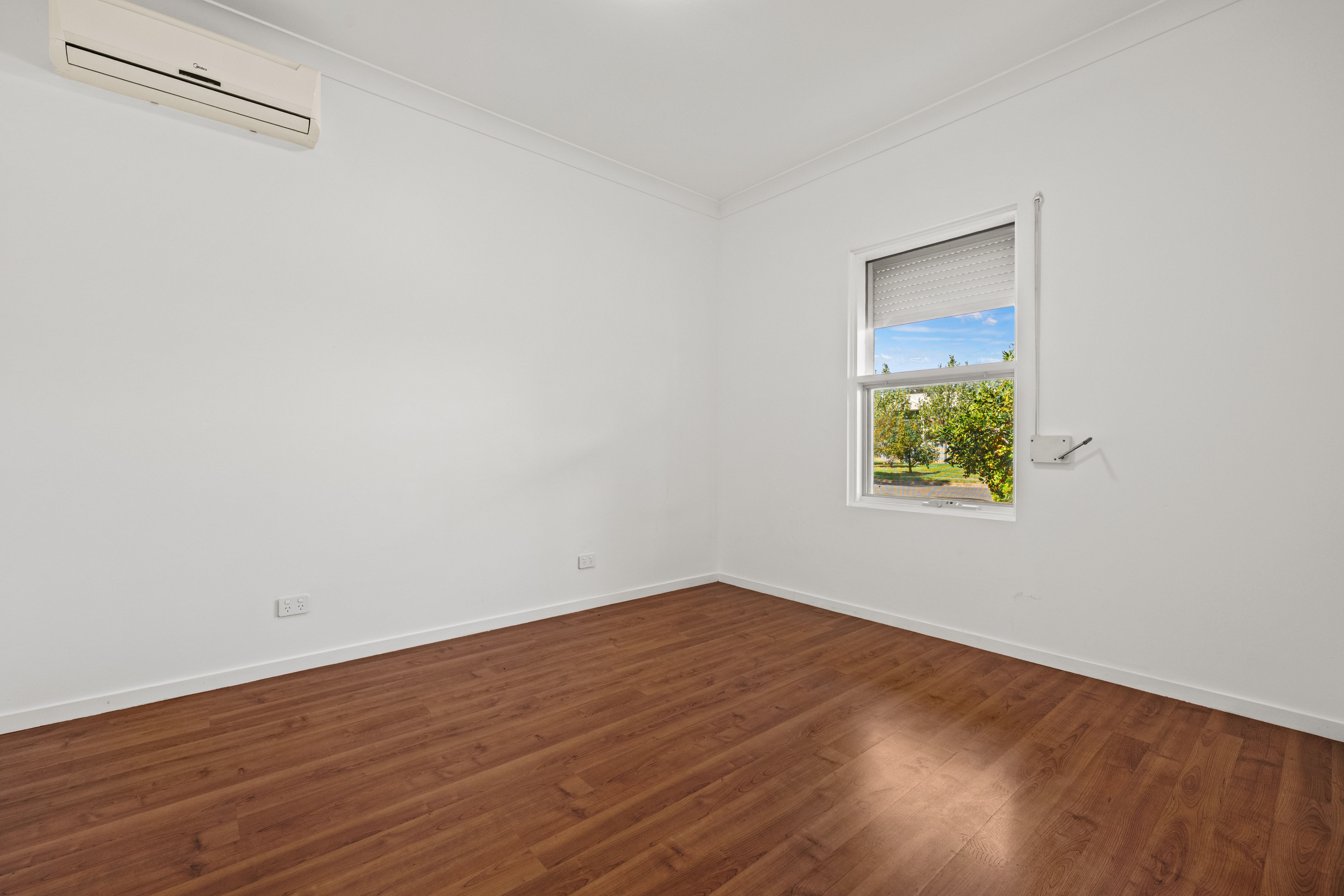 55 Rolleston Avenue — photo 14 of 25