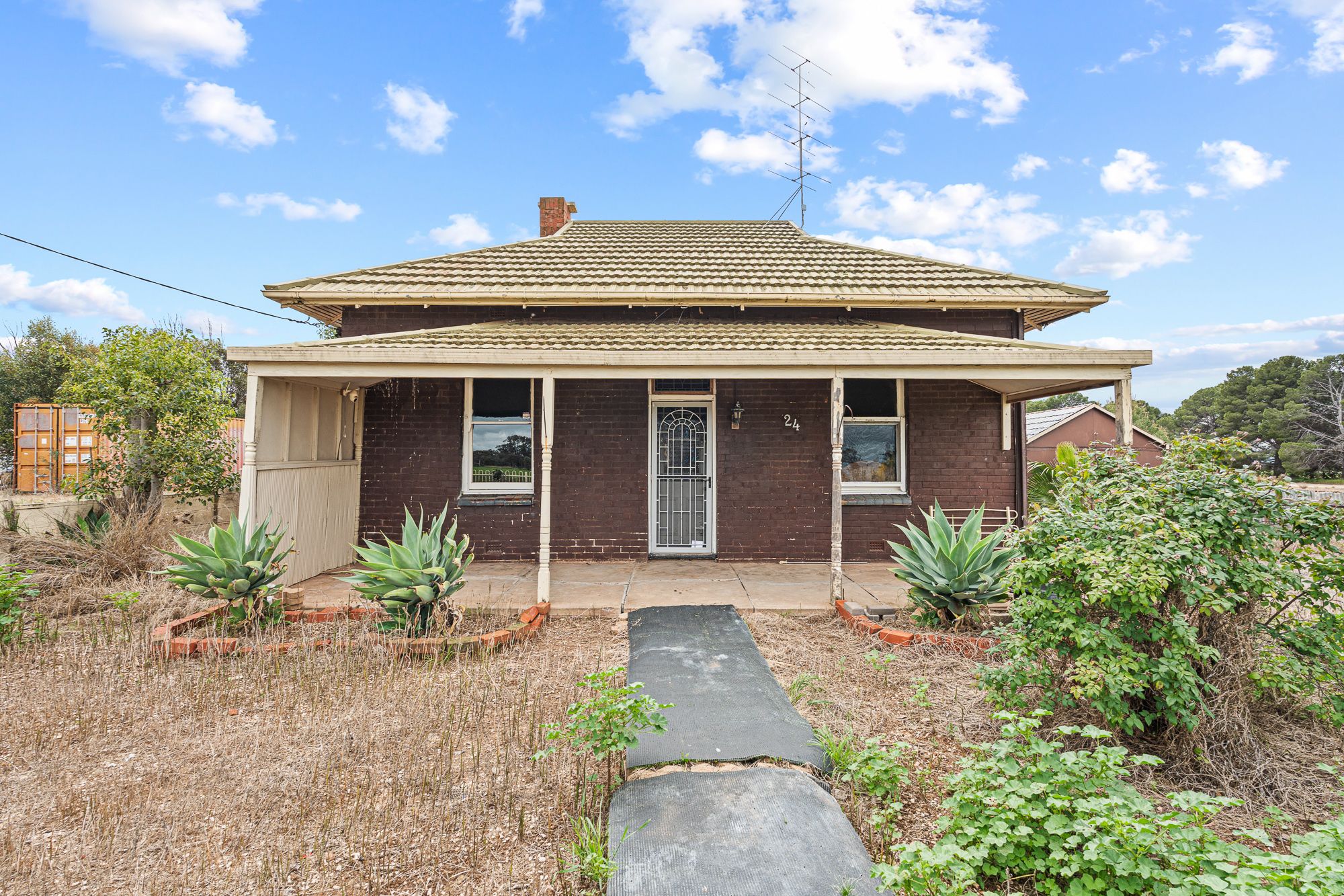 24 South Terrace East — photo from Ray White Yorke Peninsula