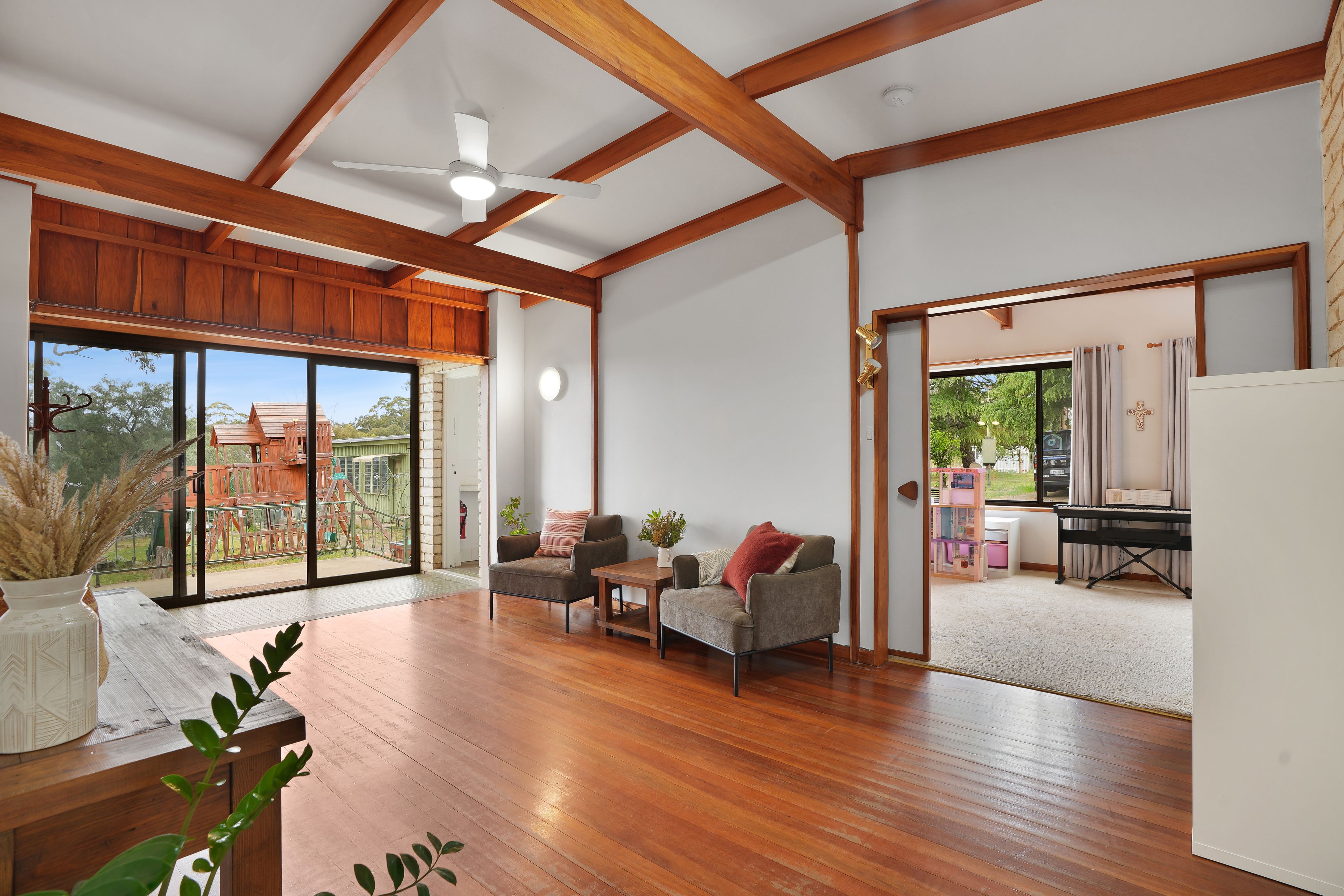 152 Karwin Road — photo 11 of 13