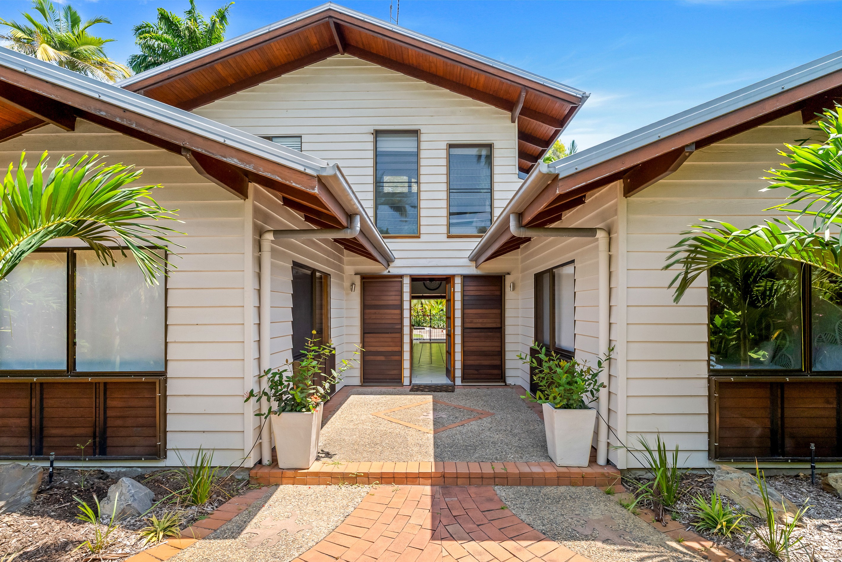 17 Coral Drive, Port Douglas, QLD 4877