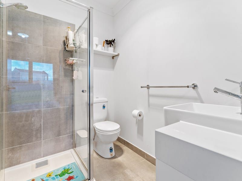 52 Yann Drive — photo 3 of 8