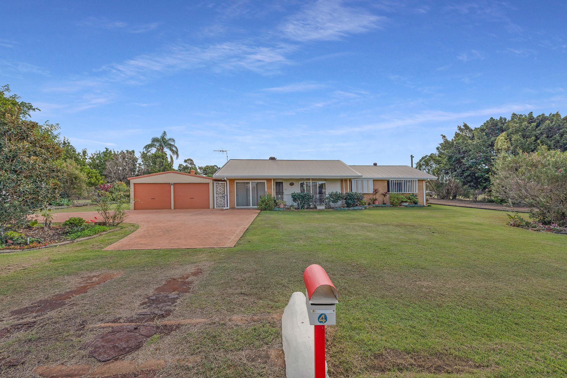 4 Peggs Road, Oakwood, QLD 4670