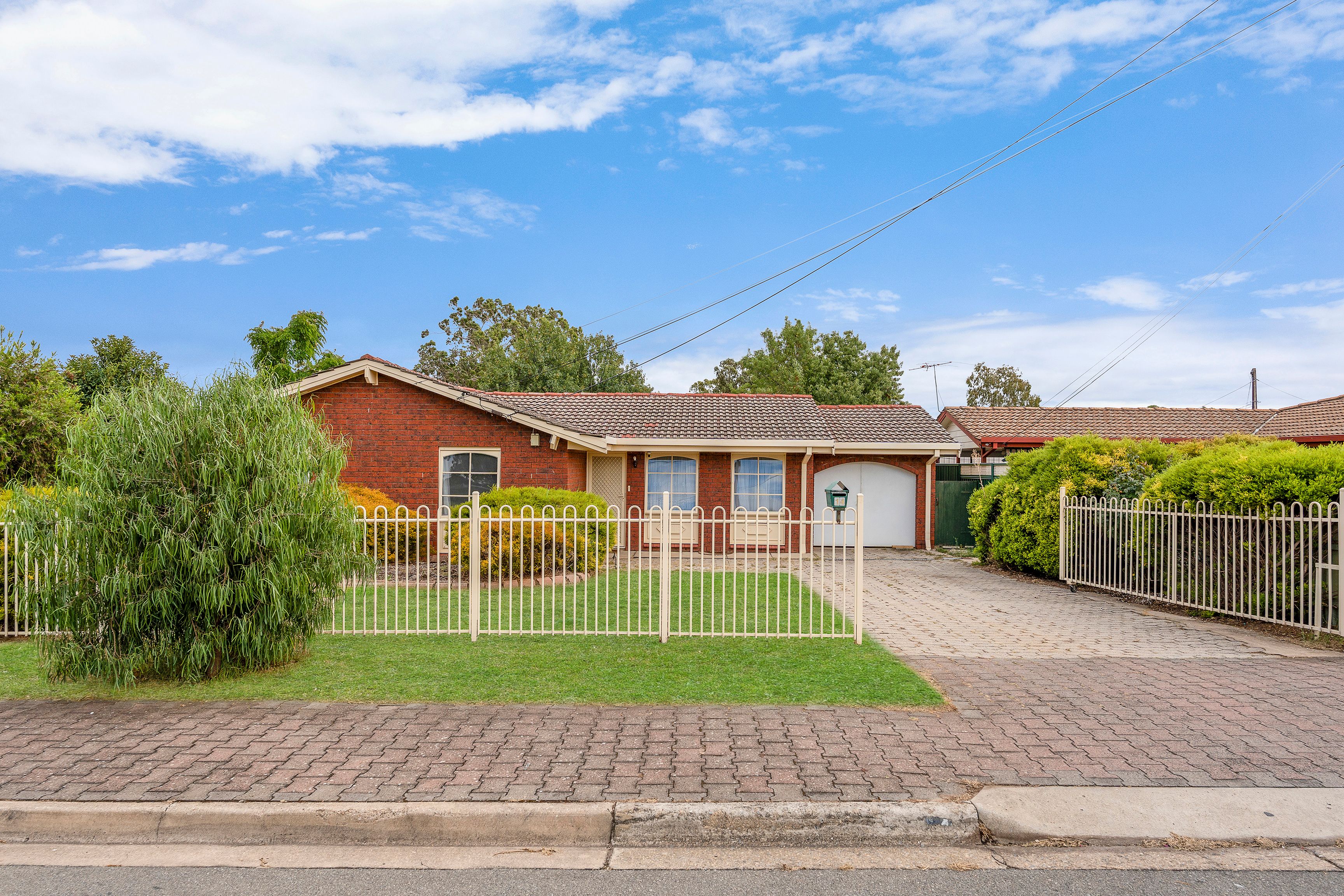 14 Leane Avenue, Ridgehaven SA 5097