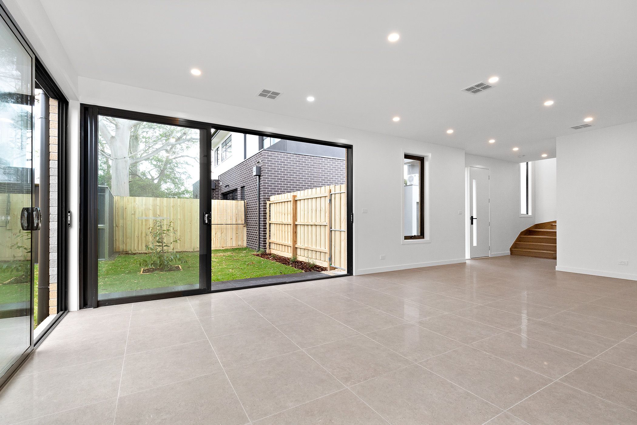 2/8 Cecil Street, Frankston, VIC 3199
