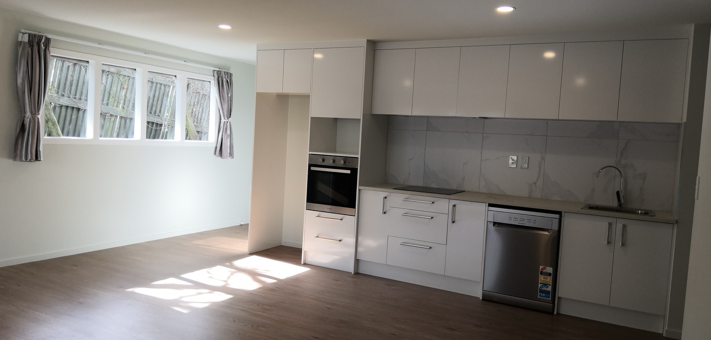 56A Sycamore Drive, Sunnynook, North Shore City