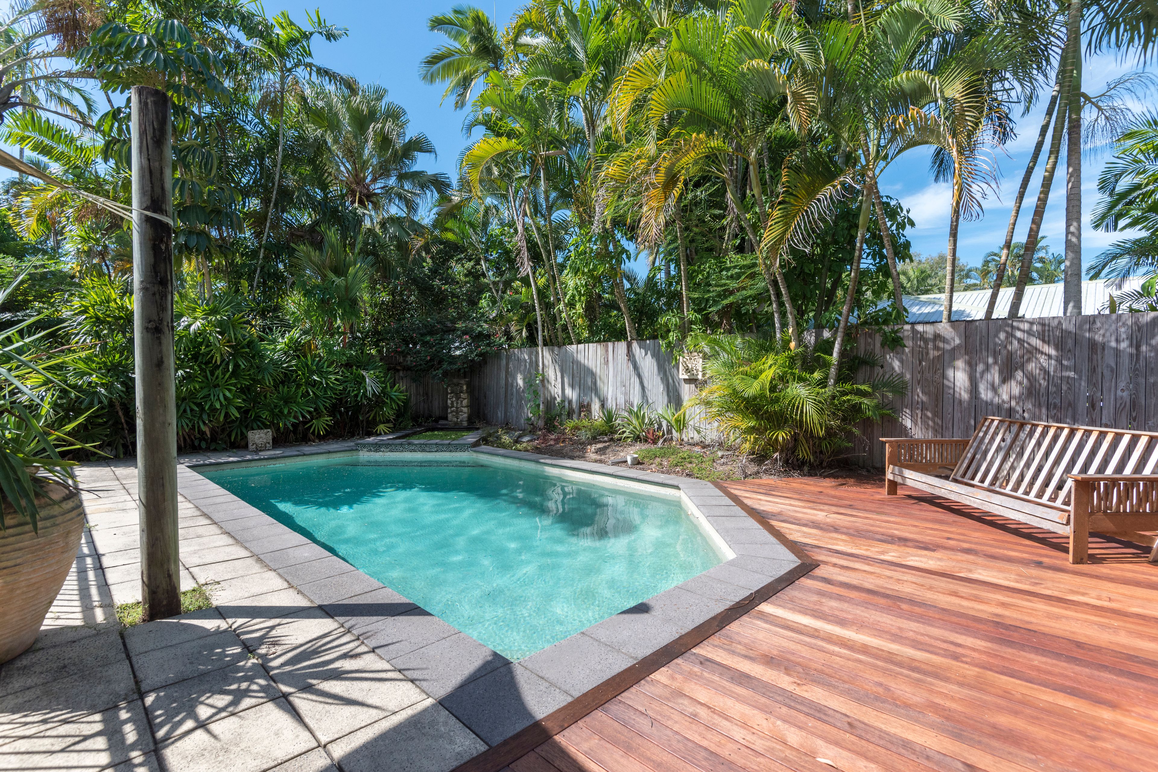 4 Ti Tree Street, Port Douglas QLD 4877