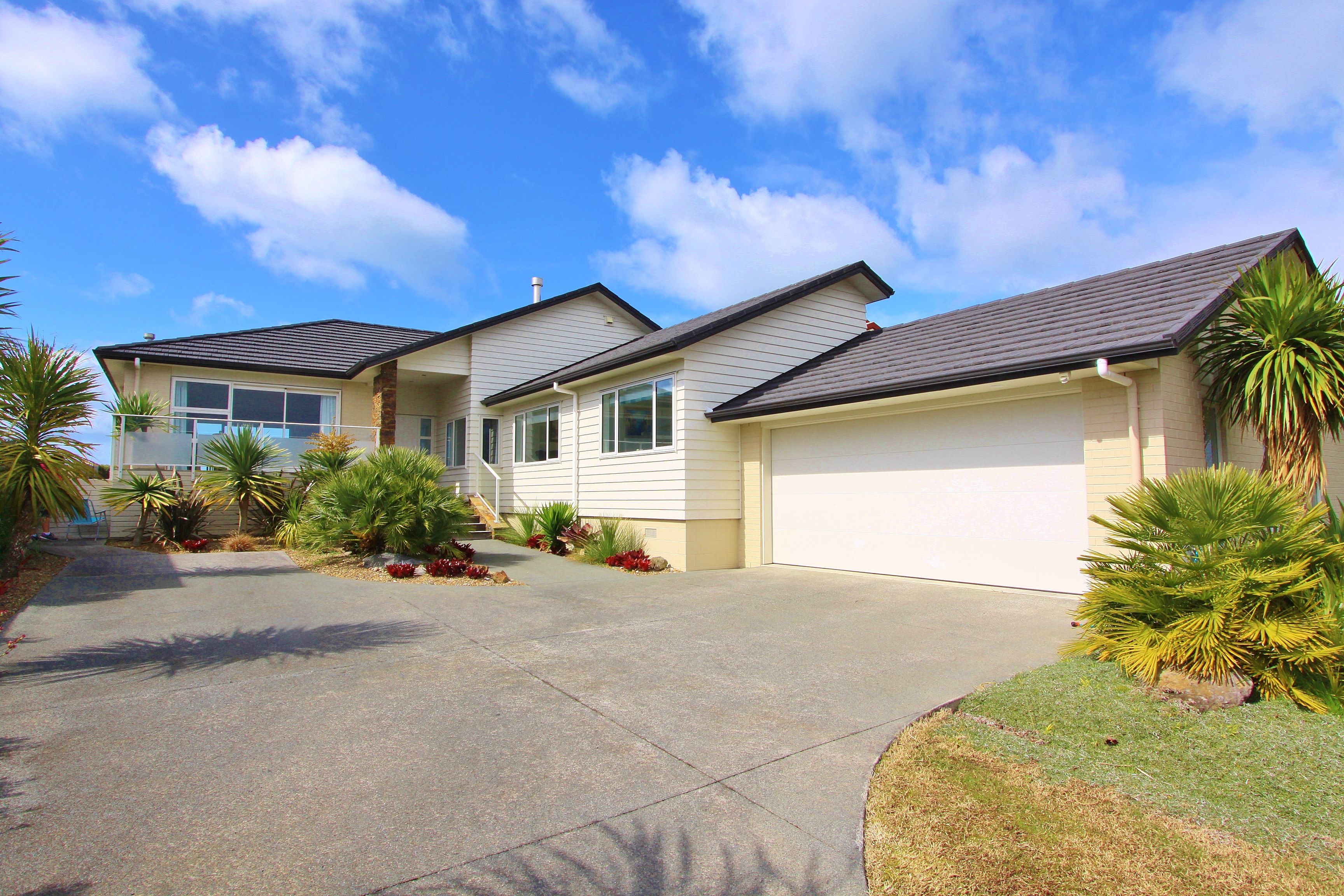 49 Tiri Road, Manly, Rodney