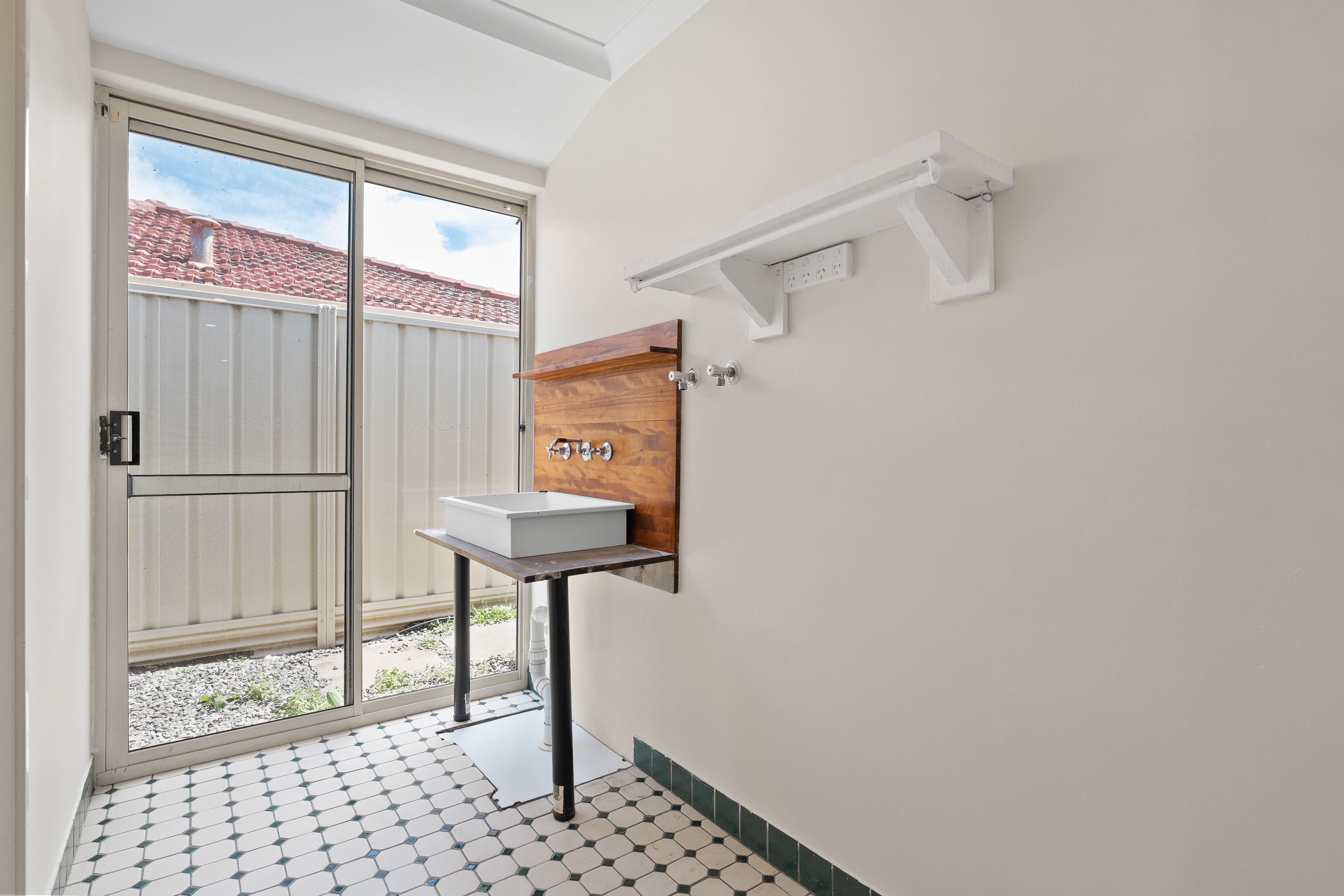 9 Helena Road — photo 21 of 30