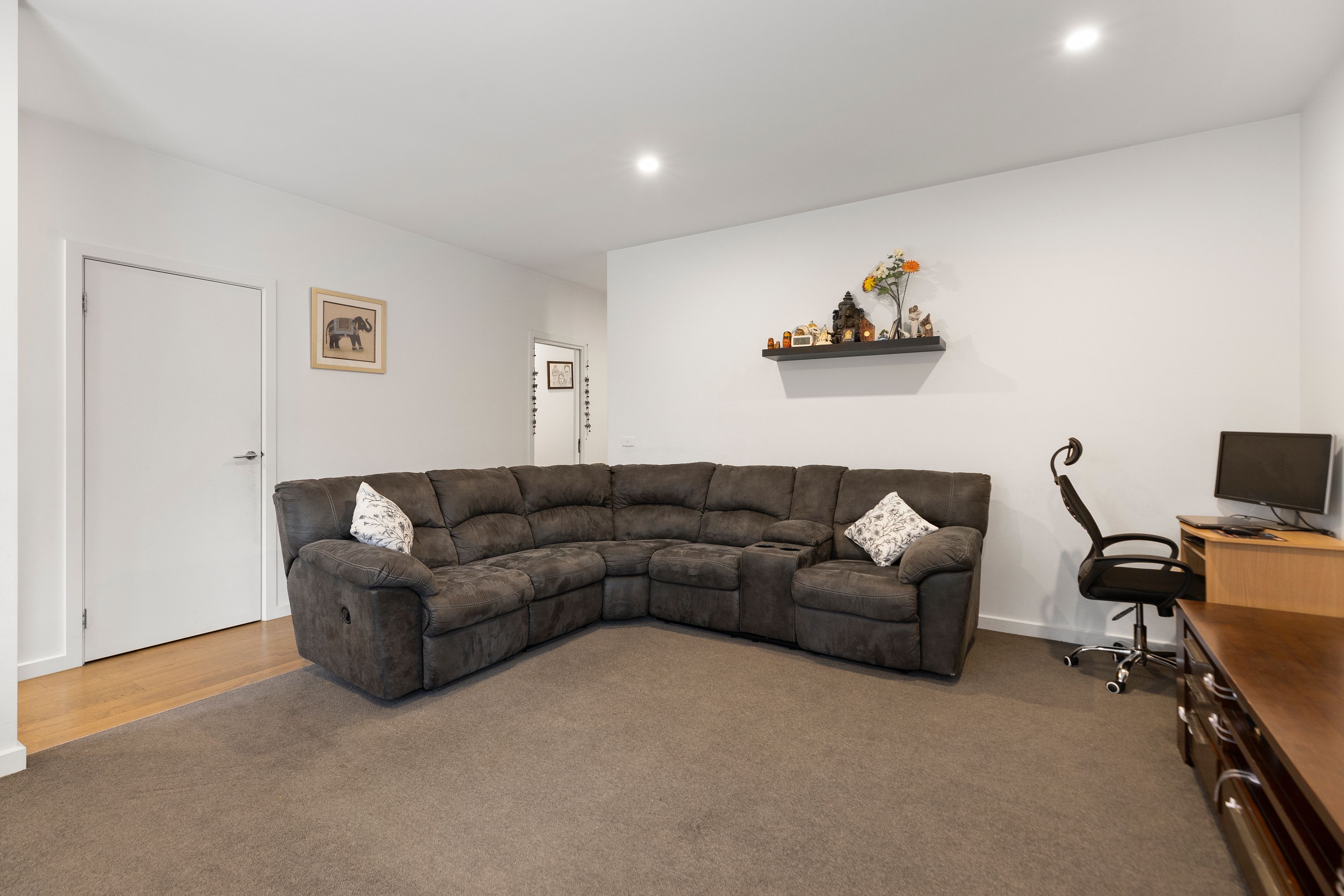 16 Newhaven Lane, Croydon, VIC 3136